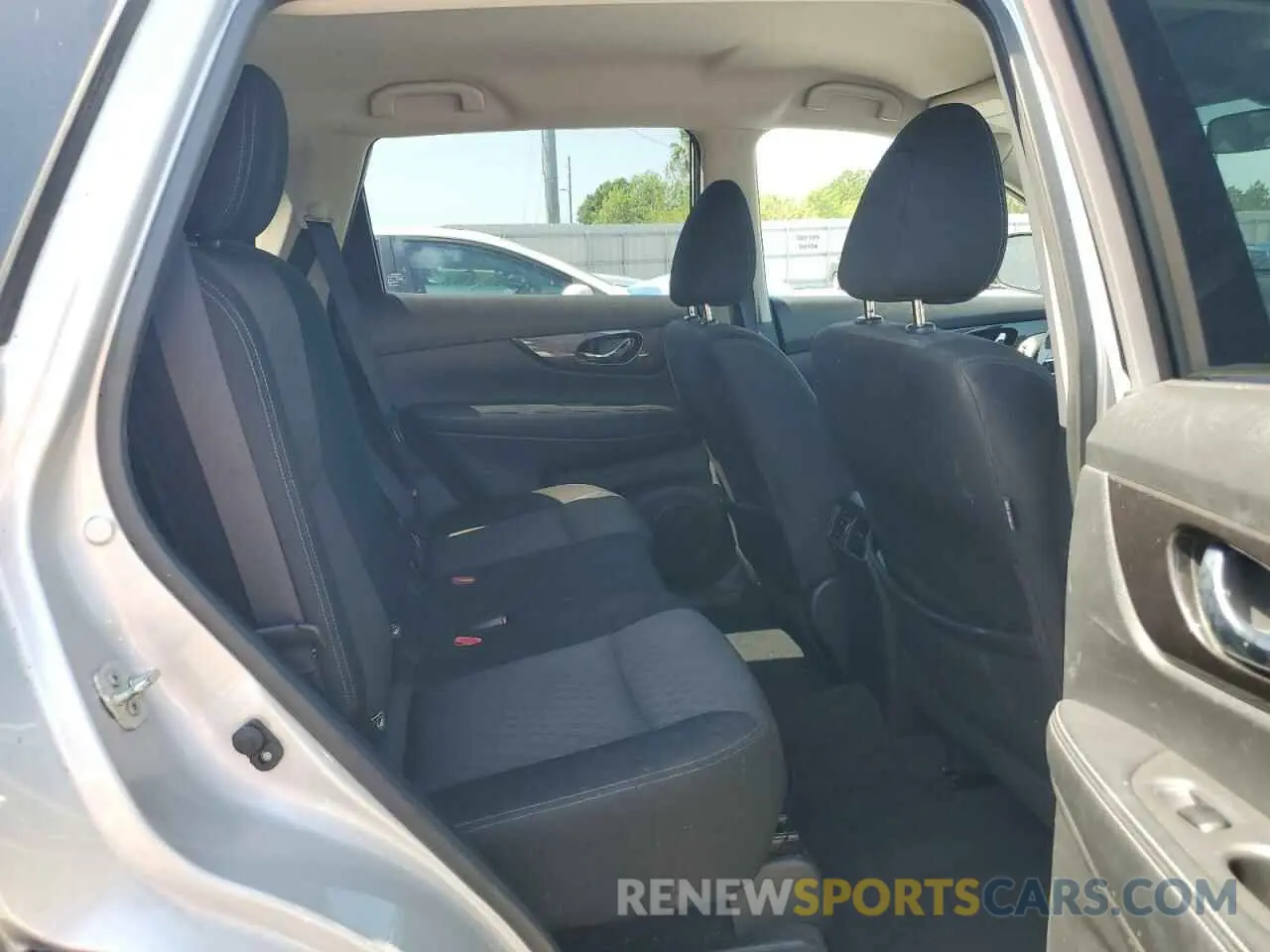 11 Photograph of a damaged car JN8AT2MV2KW401518 NISSAN ROGUE 2019