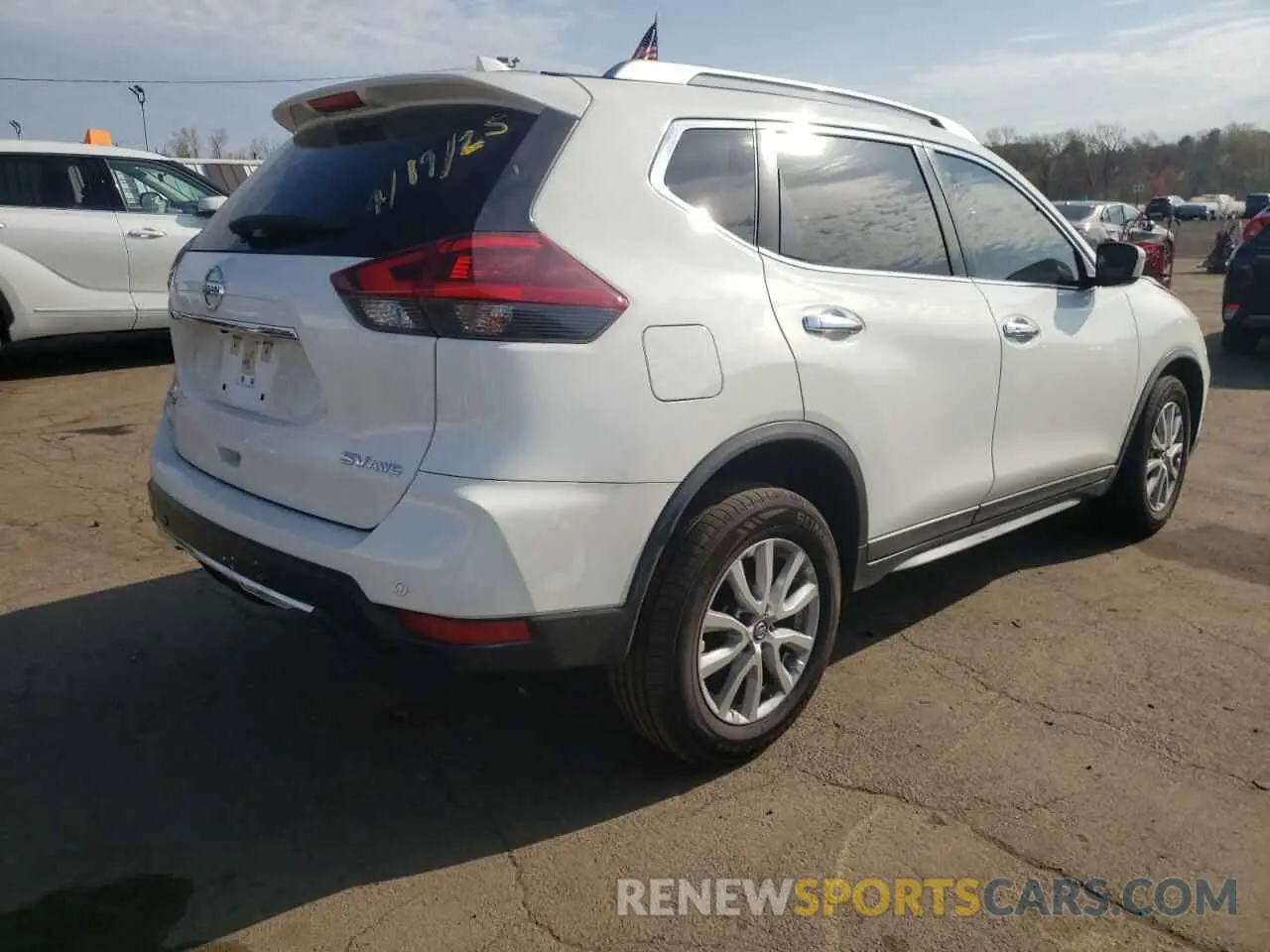 3 Photograph of a damaged car JN8AT2MV3KW377147 NISSAN ROGUE 2019