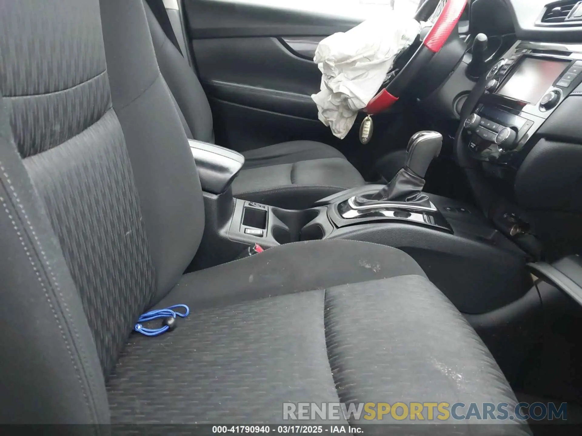 5 Photograph of a damaged car JN8AT2MV3KW391064 NISSAN ROGUE 2019