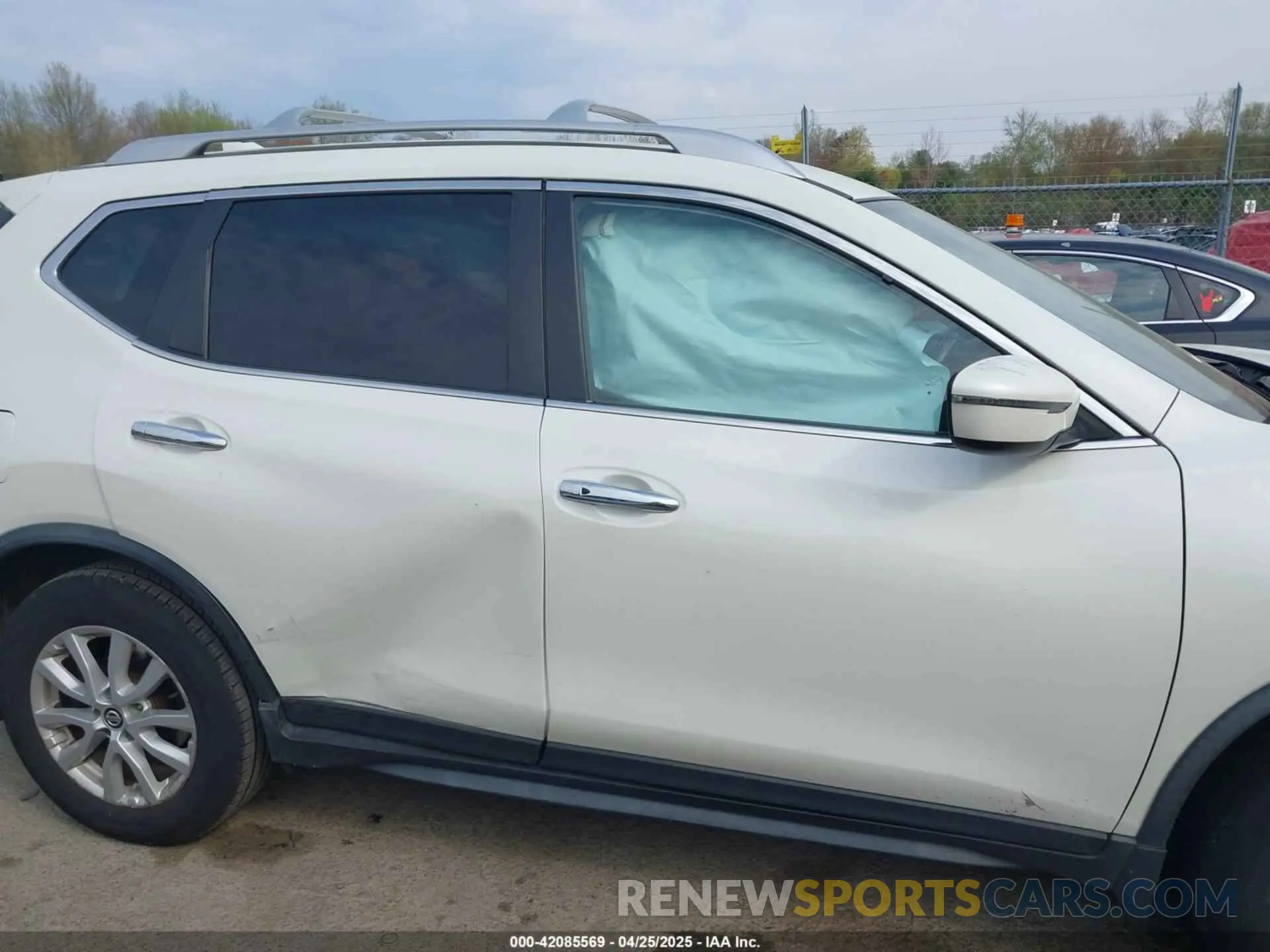 14 Фотография поврежденного автомобиля JN8AT2MV4KW372782 NISSAN ROGUE 2019