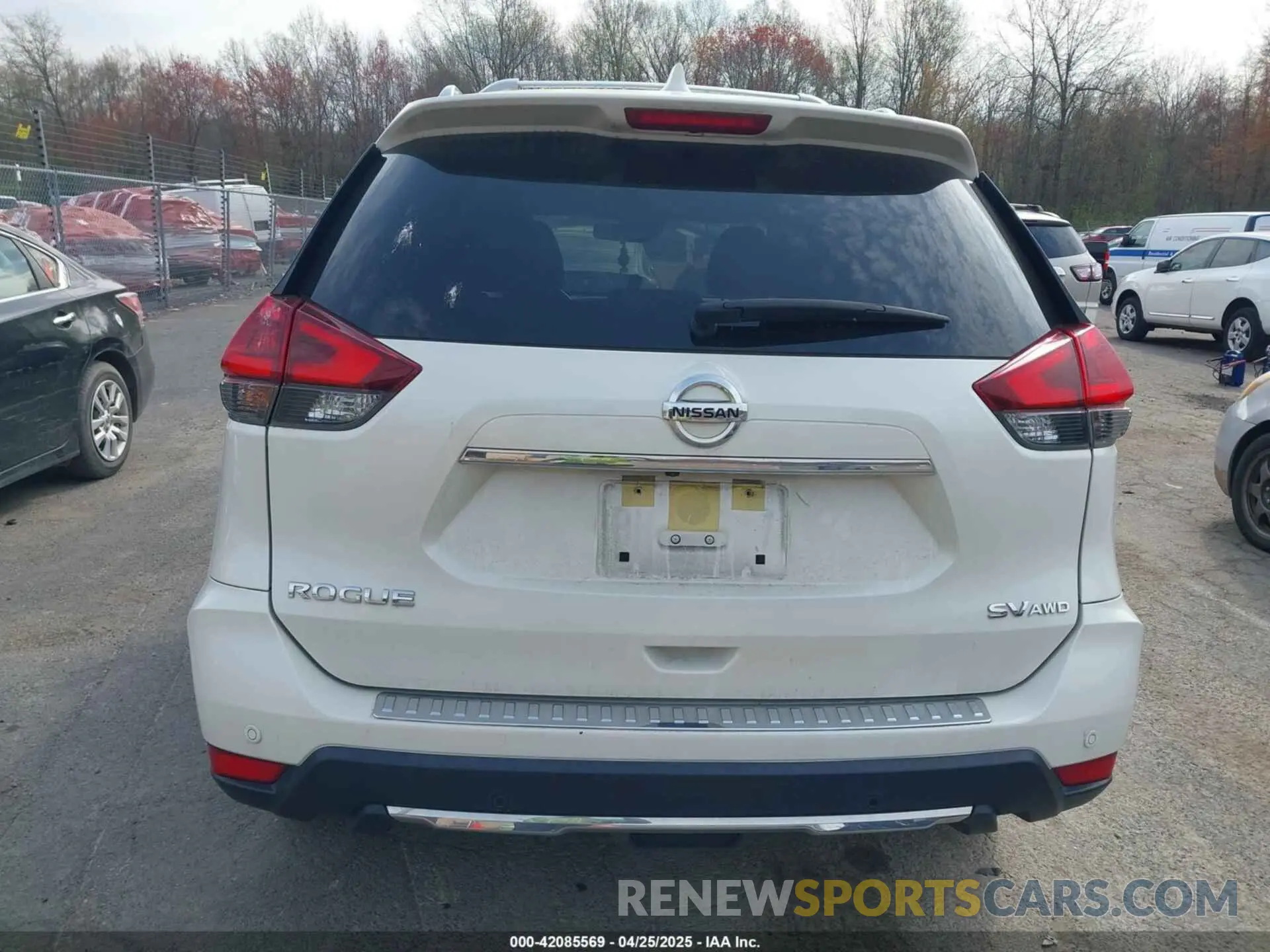 17 Фотография поврежденного автомобиля JN8AT2MV4KW372782 NISSAN ROGUE 2019