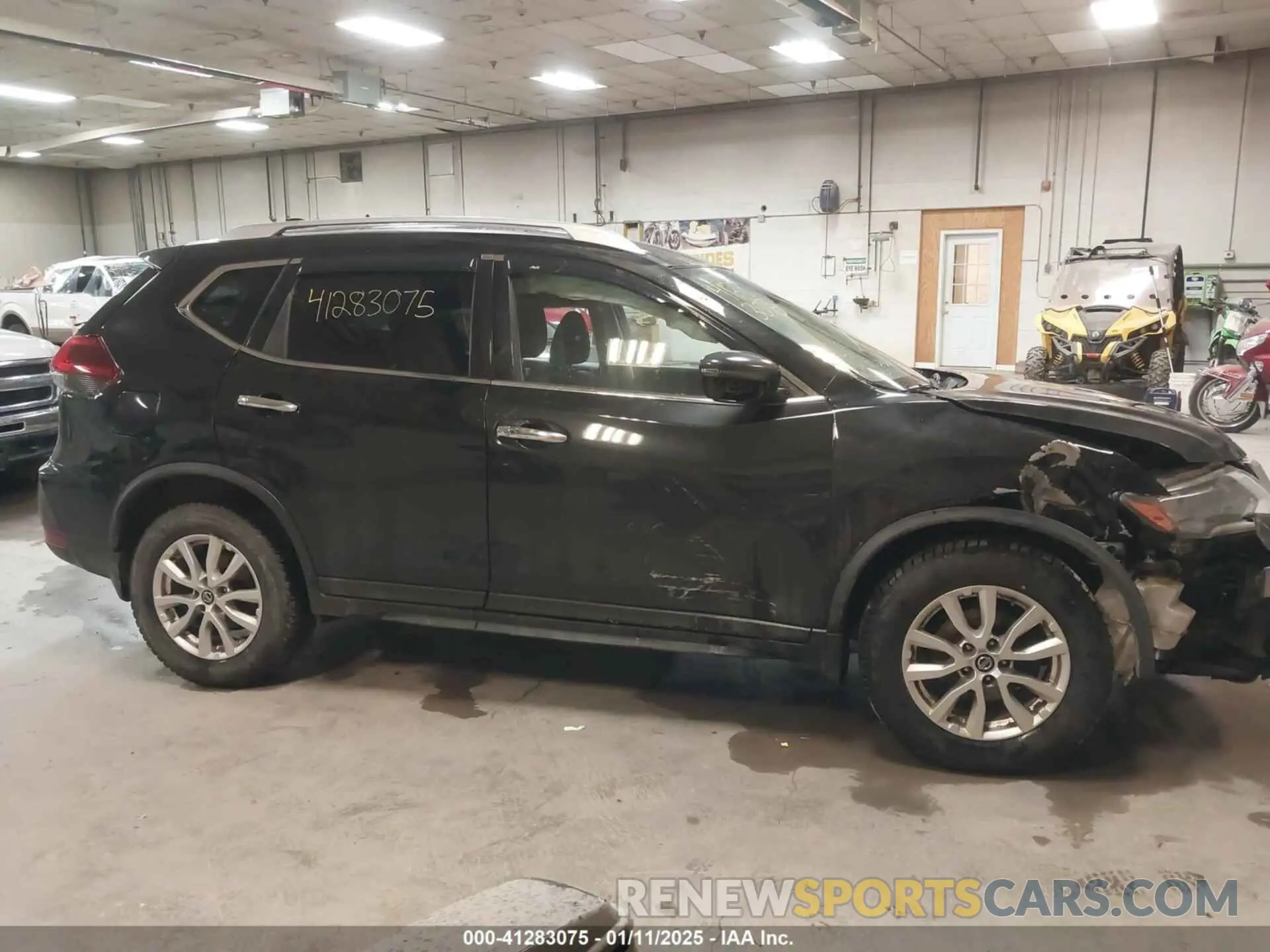 13 Photograph of a damaged car JN8AT2MV4KW379098 NISSAN ROGUE 2019