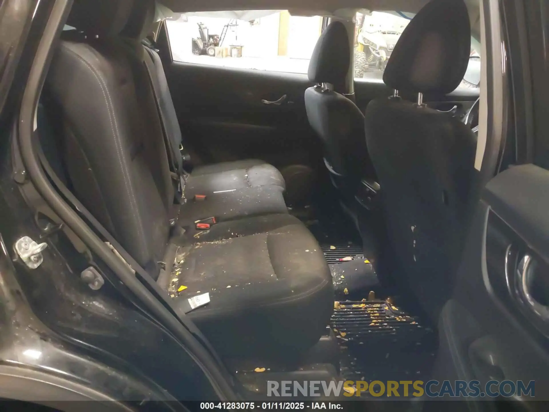 8 Photograph of a damaged car JN8AT2MV4KW379098 NISSAN ROGUE 2019