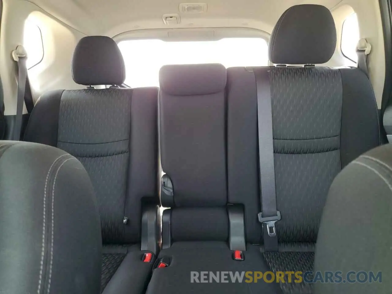 10 Фотография поврежденного автомобиля JN8AT2MV4KW384334 NISSAN ROGUE 2019