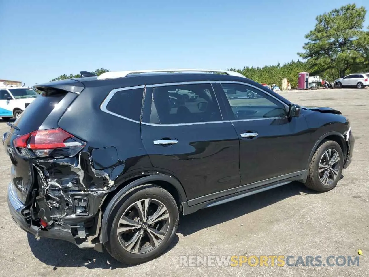 3 Photograph of a damaged car JN8AT2MV7KW372601 NISSAN ROGUE 2019