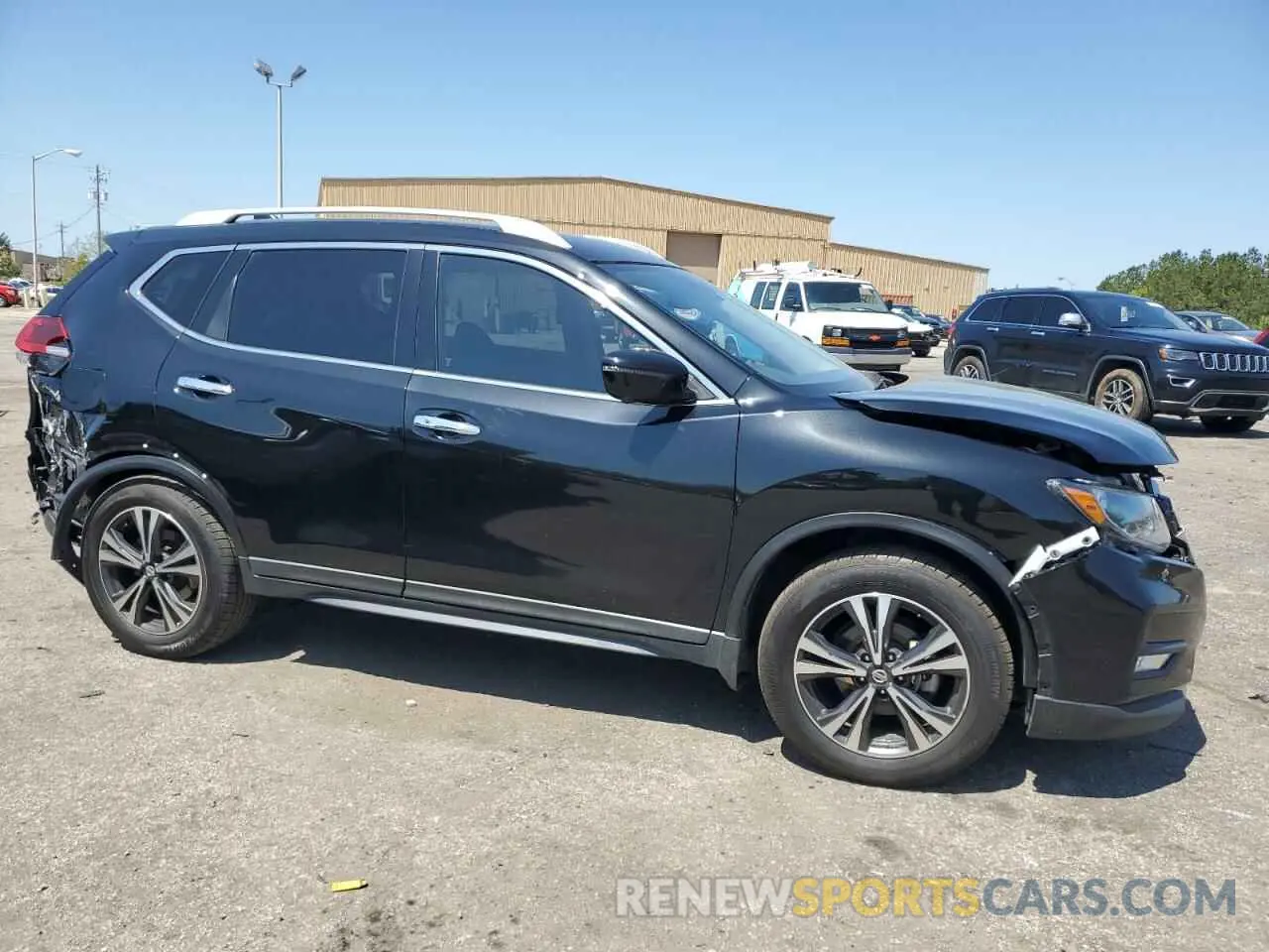 4 Photograph of a damaged car JN8AT2MV7KW372601 NISSAN ROGUE 2019