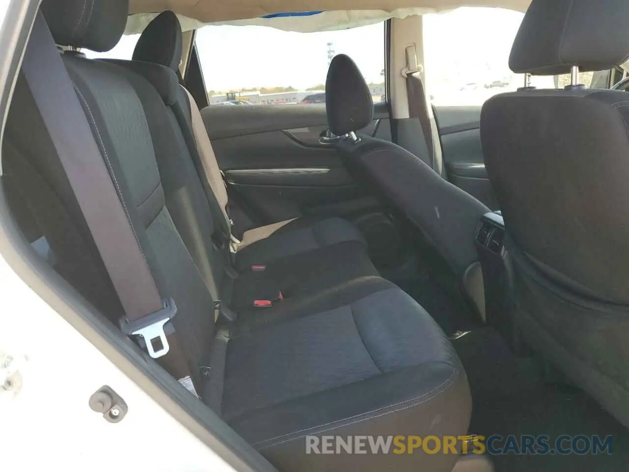 11 Photograph of a damaged car JN8AT2MV7KW383923 NISSAN ROGUE 2019