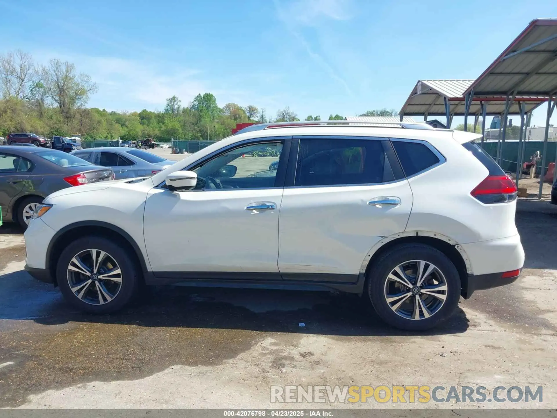 13 Photograph of a damaged car JN8AT2MV7KW385753 NISSAN ROGUE 2019