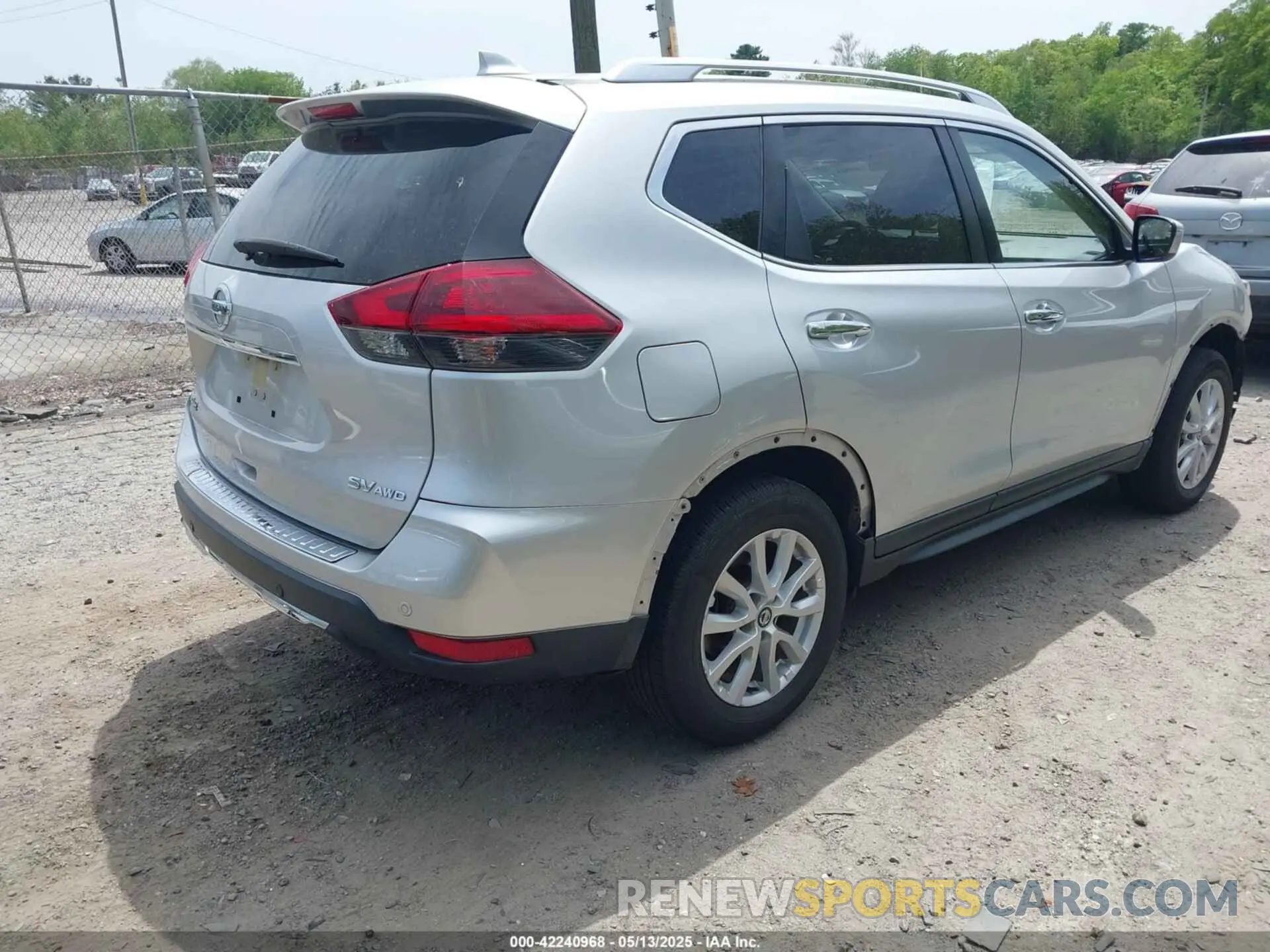 4 Photograph of a damaged car JN8AT2MV8KW373935 NISSAN ROGUE 2019