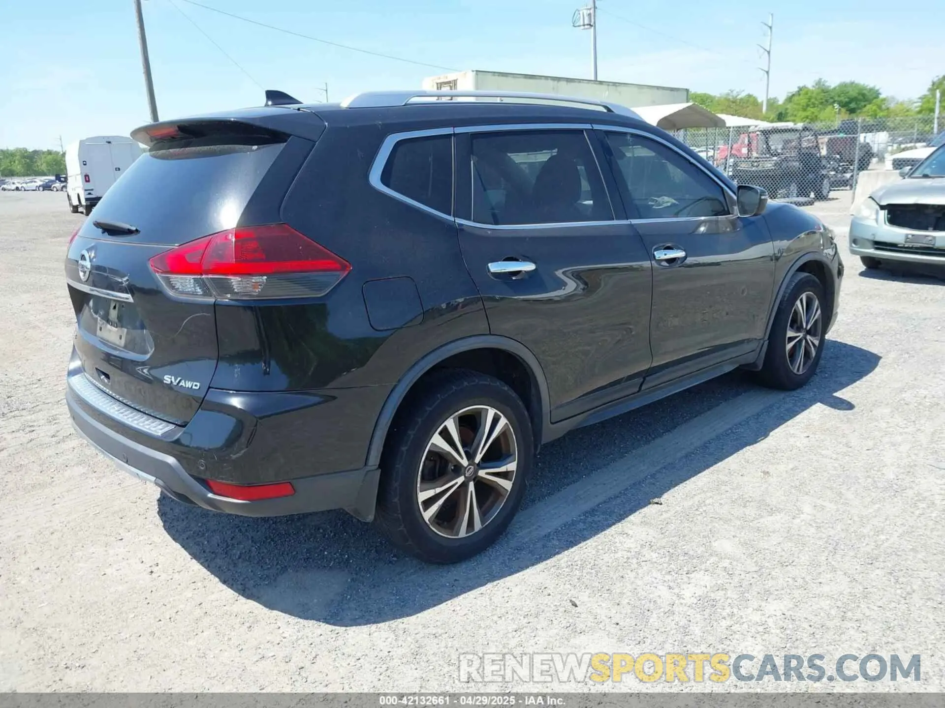 4 Фотография поврежденного автомобиля JN8AT2MV8KW379699 NISSAN ROGUE 2019