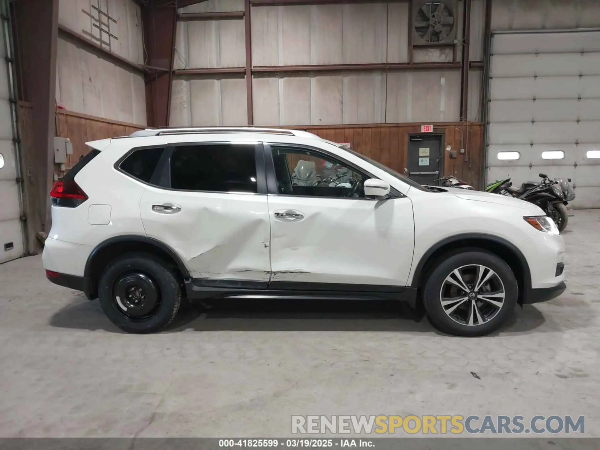 13 Фотография поврежденного автомобиля JN8AT2MV9KW397564 NISSAN ROGUE 2019