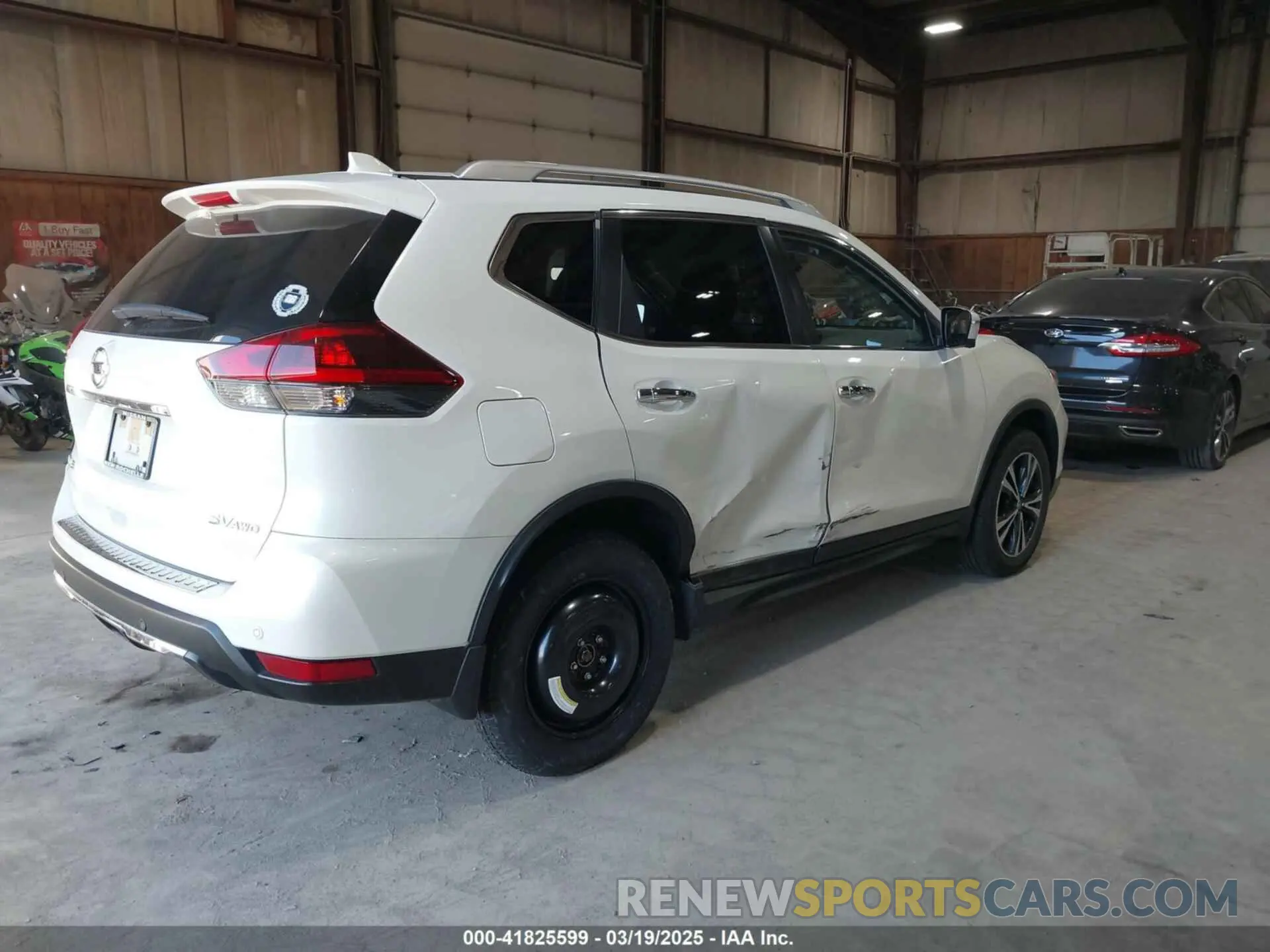 17 Фотография поврежденного автомобиля JN8AT2MV9KW397564 NISSAN ROGUE 2019