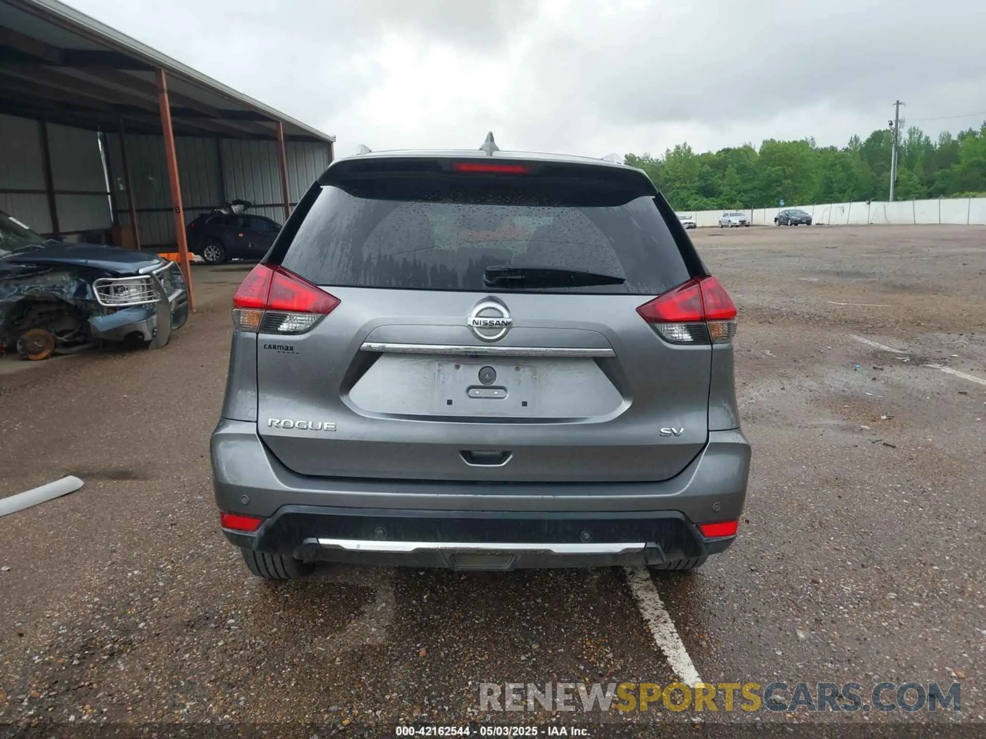 17 Photograph of a damaged car KNMAT2MT0KP526358 NISSAN ROGUE 2019