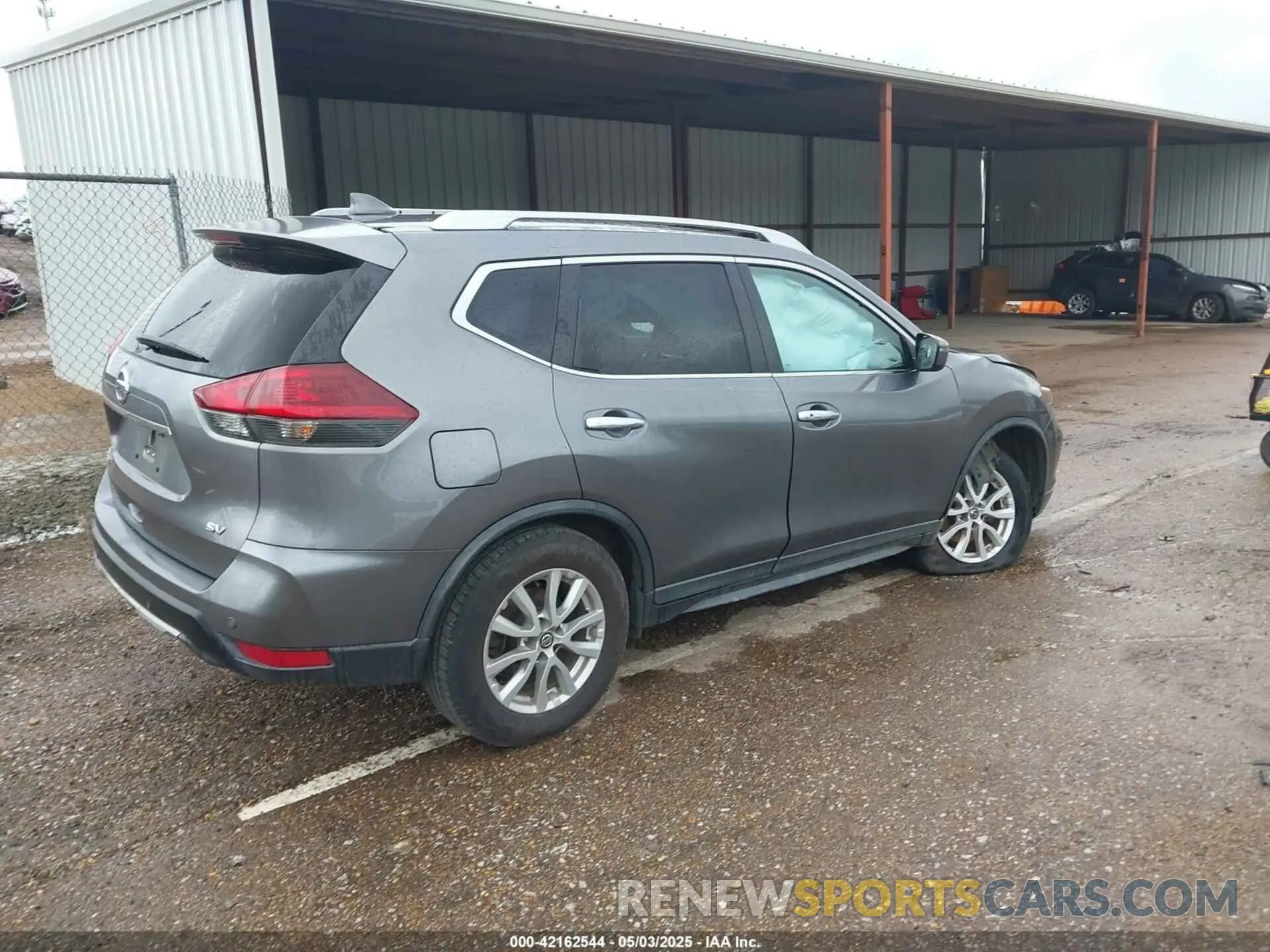 4 Photograph of a damaged car KNMAT2MT0KP526358 NISSAN ROGUE 2019