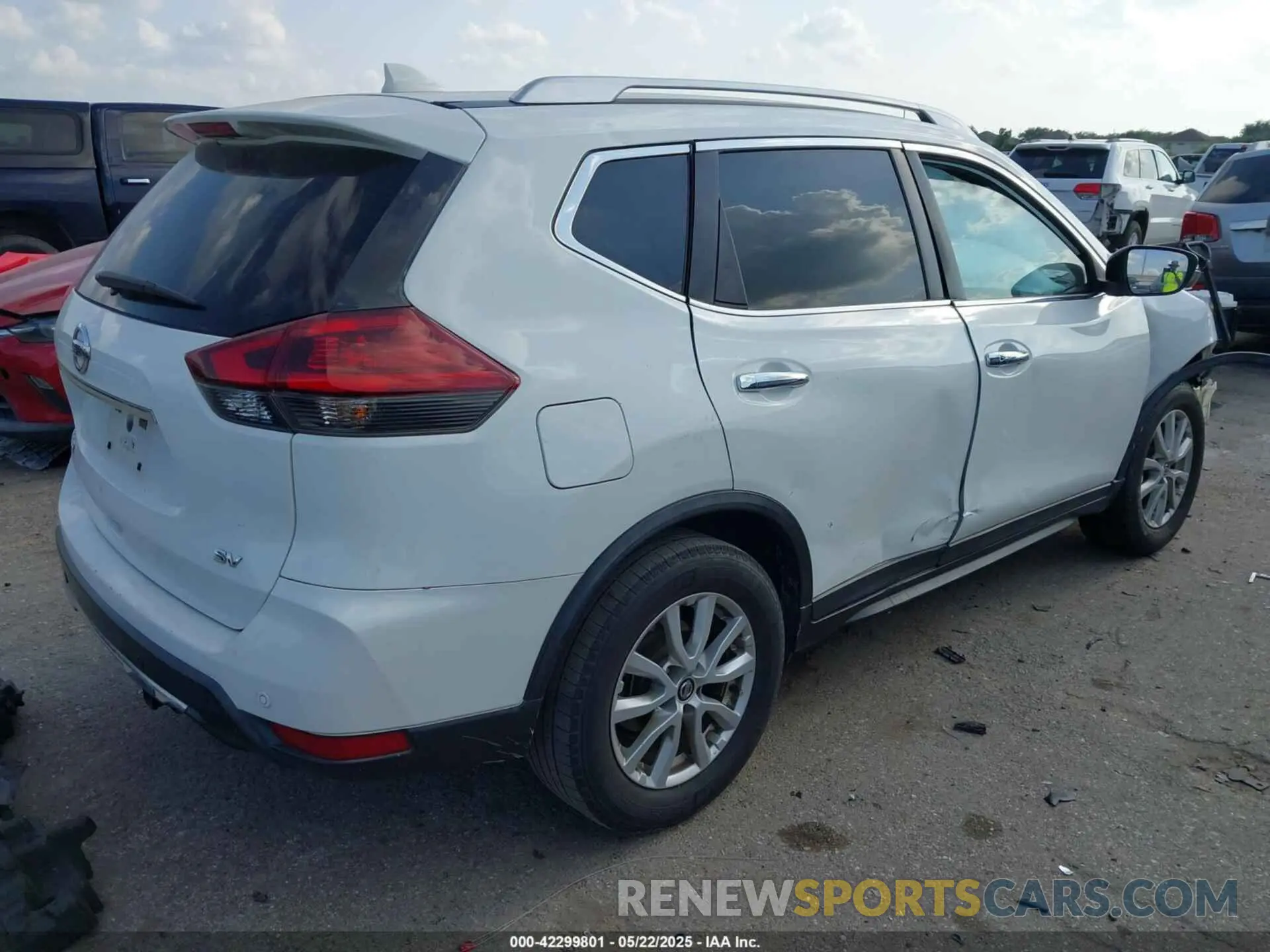 4 Photograph of a damaged car KNMAT2MT0KP541667 NISSAN ROGUE 2019