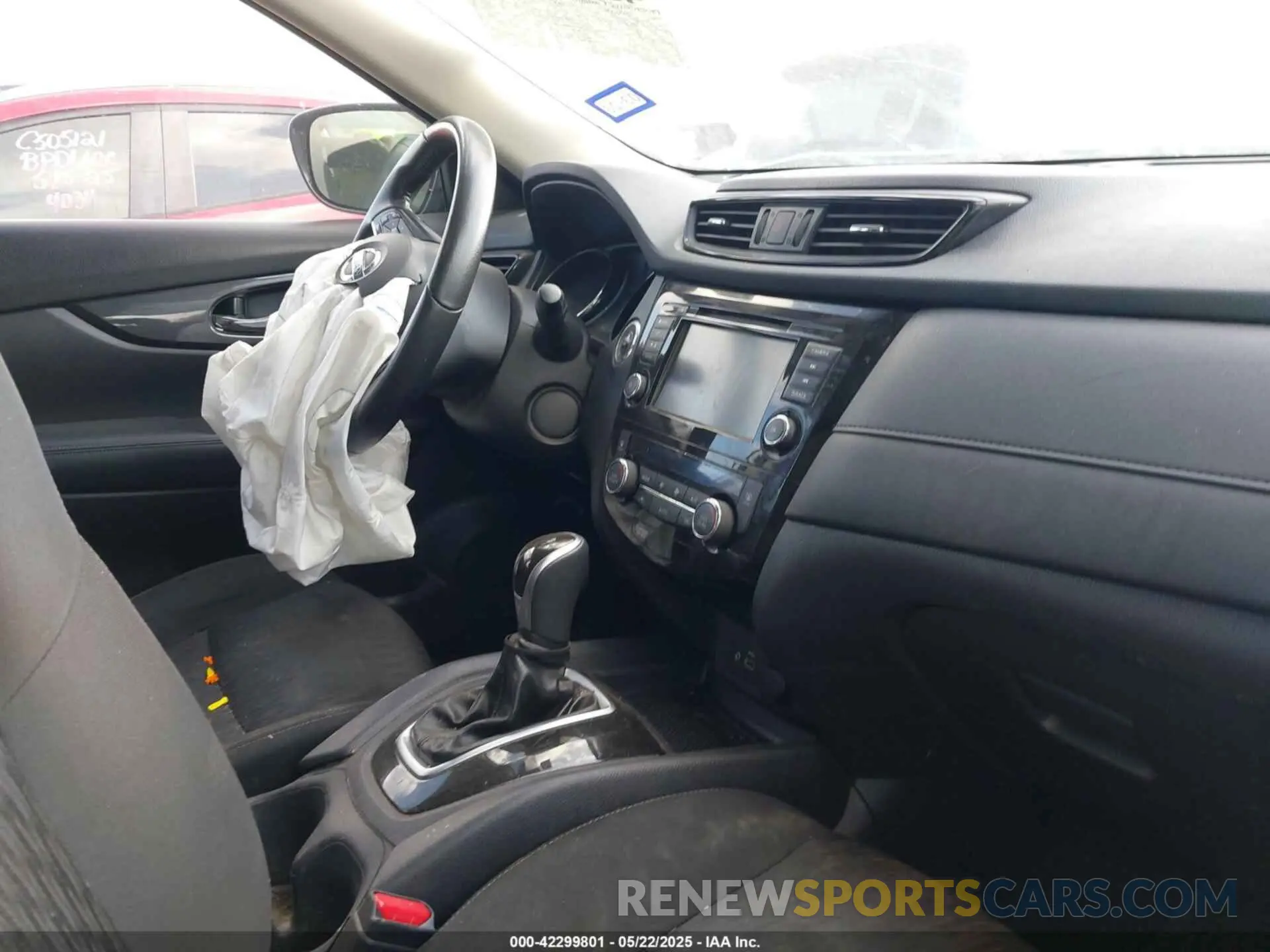 5 Photograph of a damaged car KNMAT2MT0KP541667 NISSAN ROGUE 2019