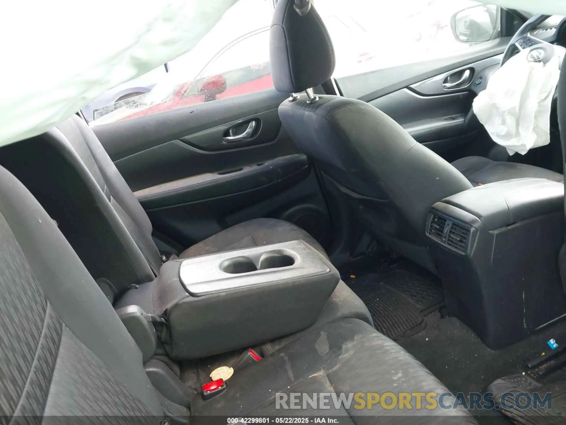 8 Photograph of a damaged car KNMAT2MT0KP541667 NISSAN ROGUE 2019