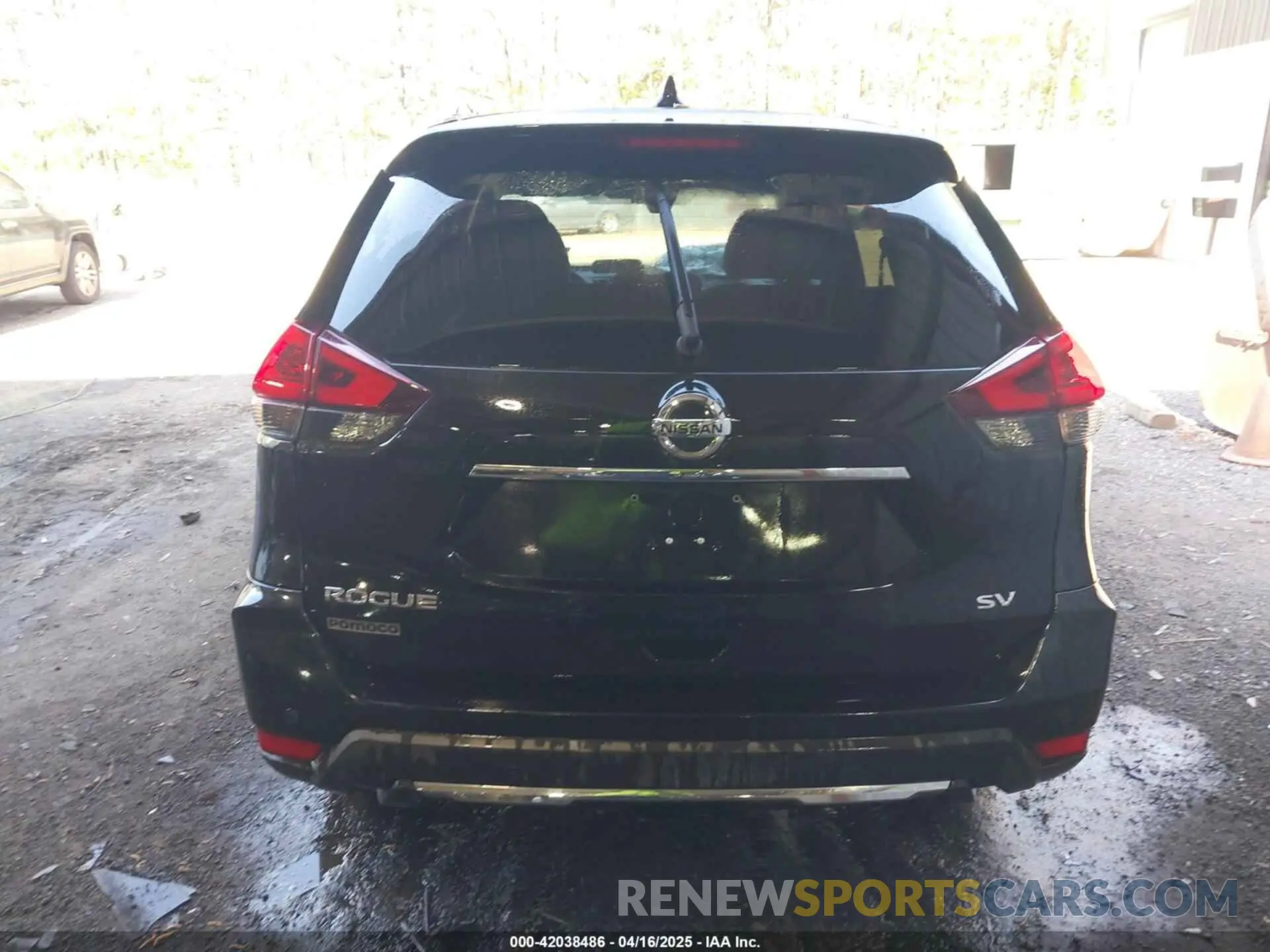 17 Photograph of a damaged car KNMAT2MT1KP504210 NISSAN ROGUE 2019