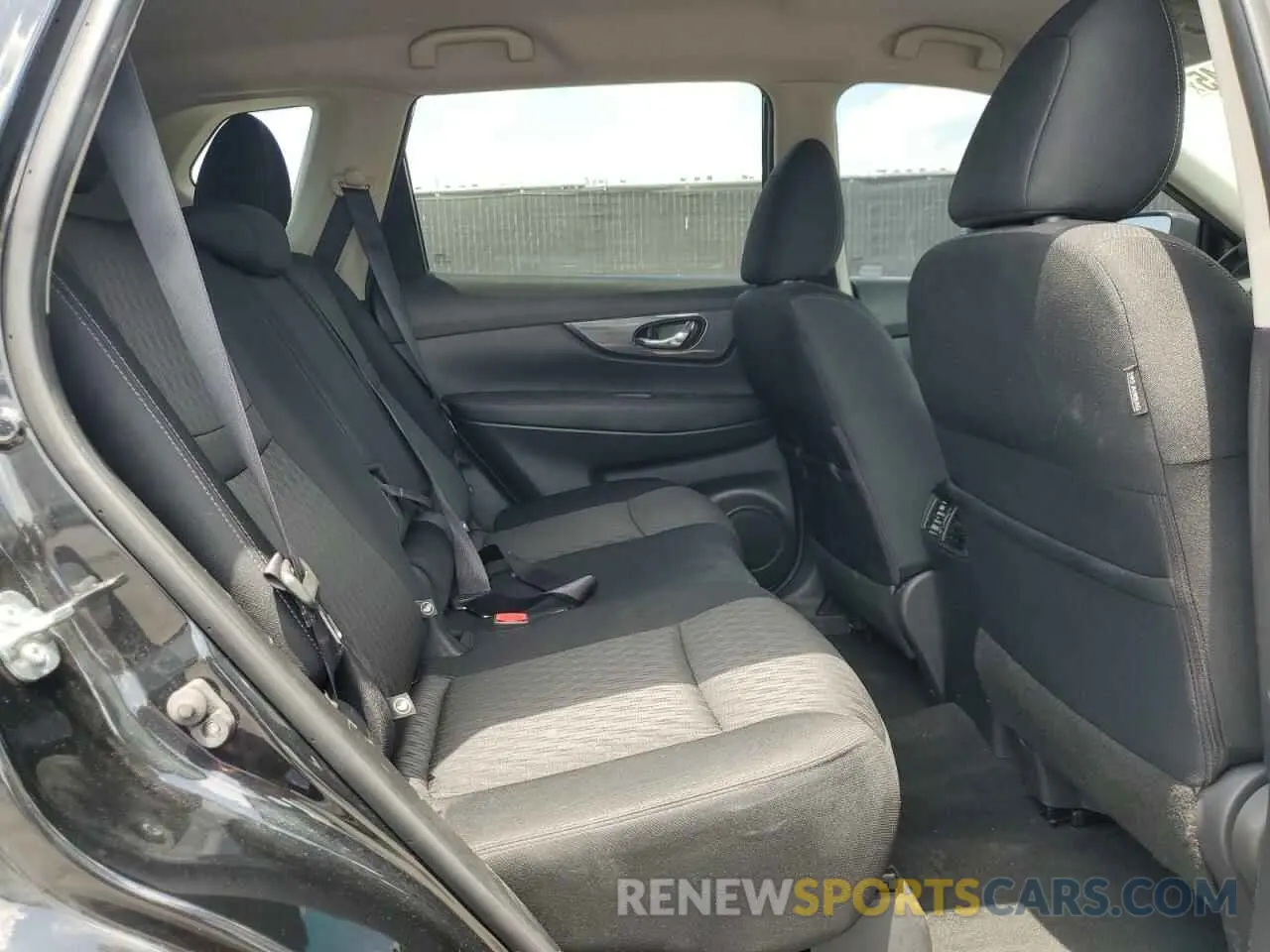 11 Photograph of a damaged car KNMAT2MT1KP504434 NISSAN ROGUE 2019