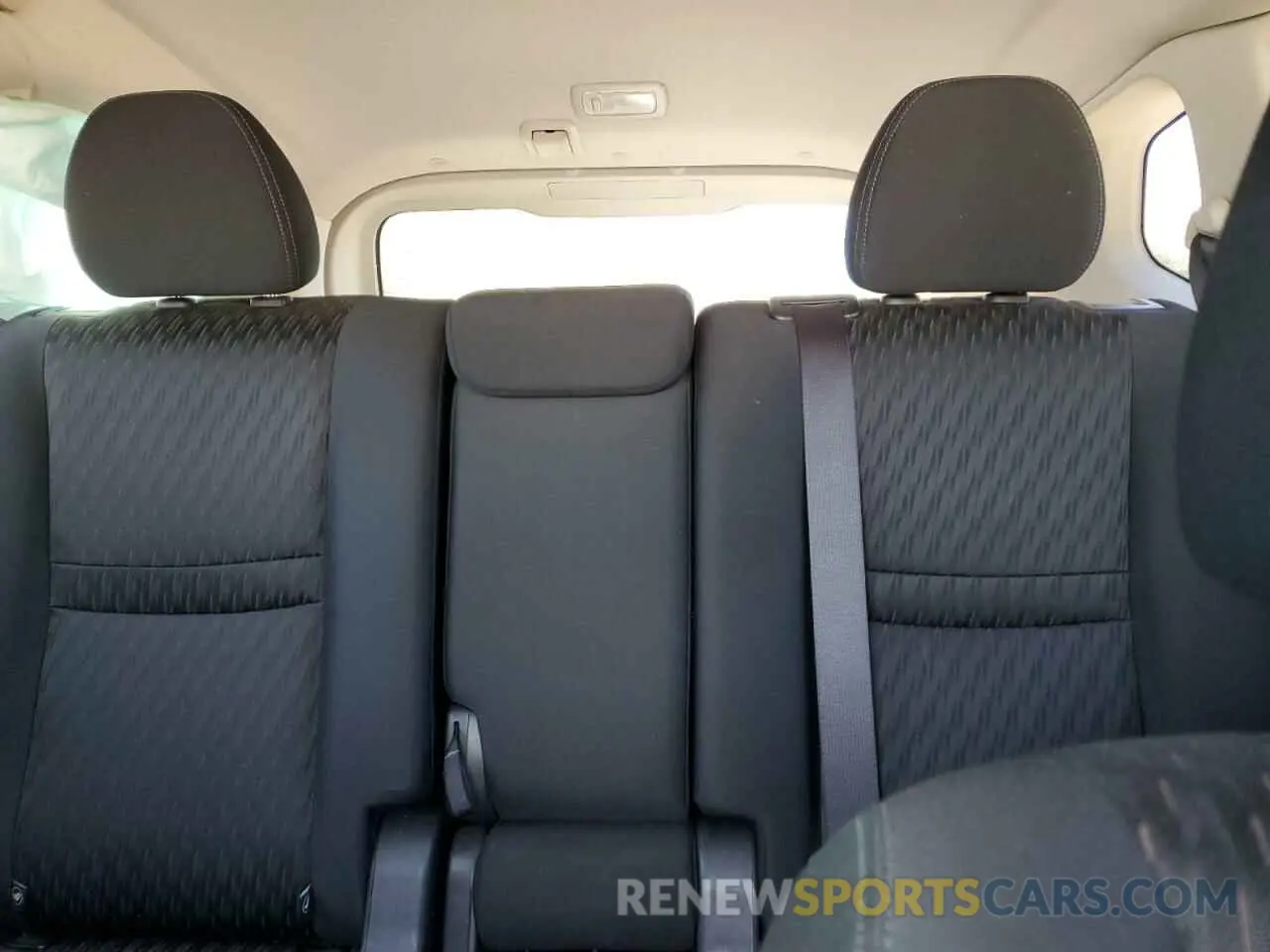 10 Photograph of a damaged car KNMAT2MT1KP535277 NISSAN ROGUE 2019