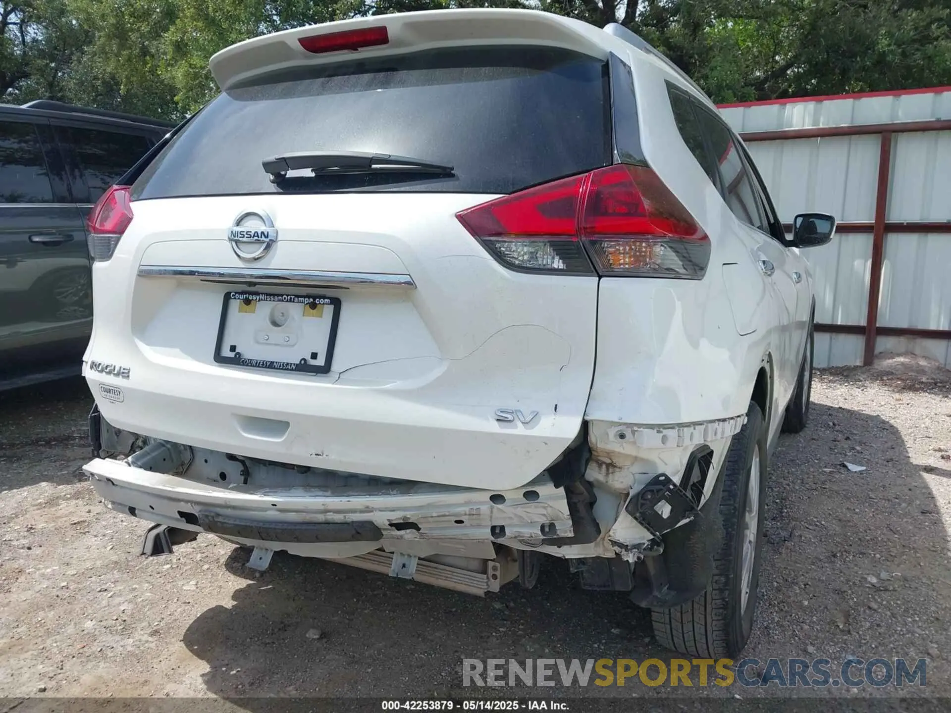 6 Photograph of a damaged car KNMAT2MT2KP543145 NISSAN ROGUE 2019