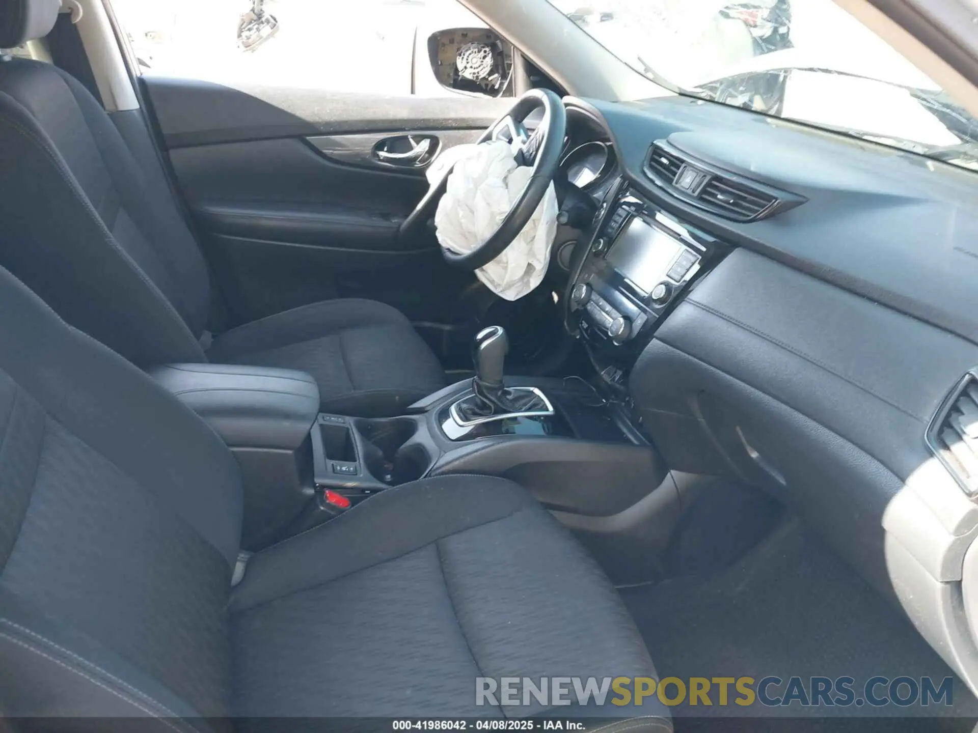 5 Фотография поврежденного автомобиля KNMAT2MT2KP555960 NISSAN ROGUE 2019