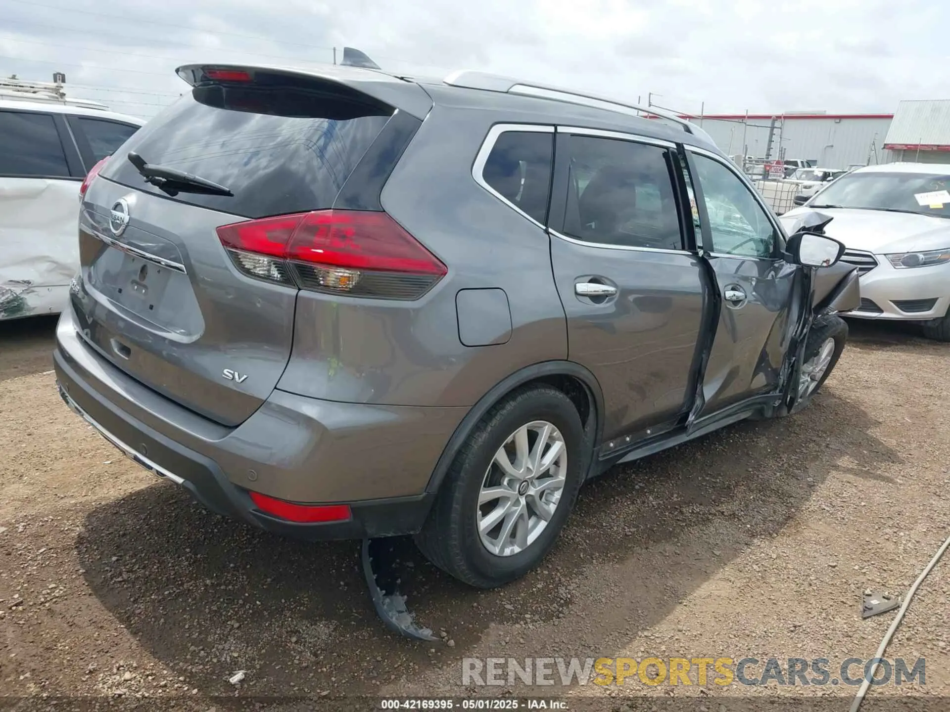 4 Photograph of a damaged car KNMAT2MT2KP558213 NISSAN ROGUE 2019