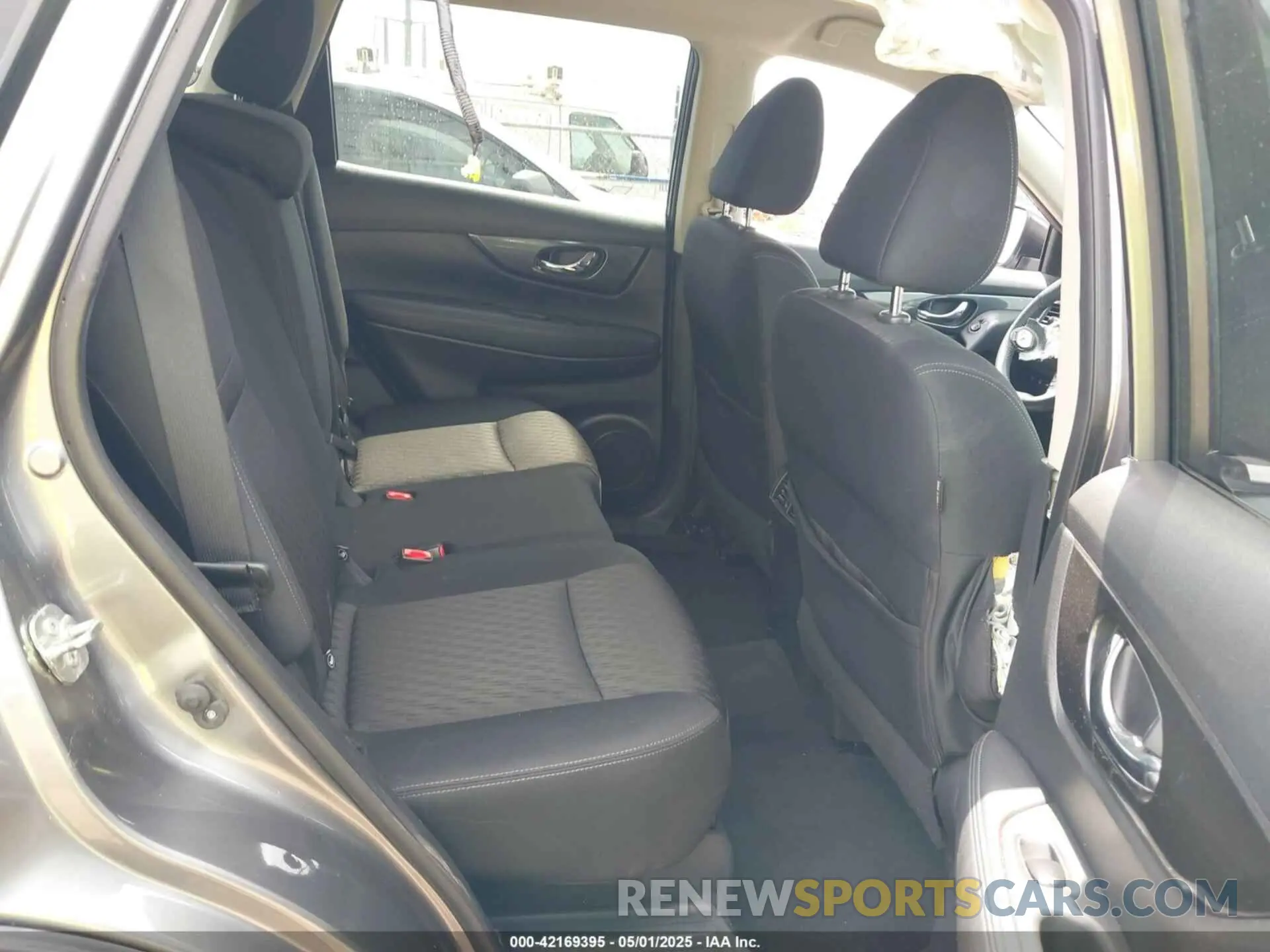 8 Photograph of a damaged car KNMAT2MT2KP558213 NISSAN ROGUE 2019