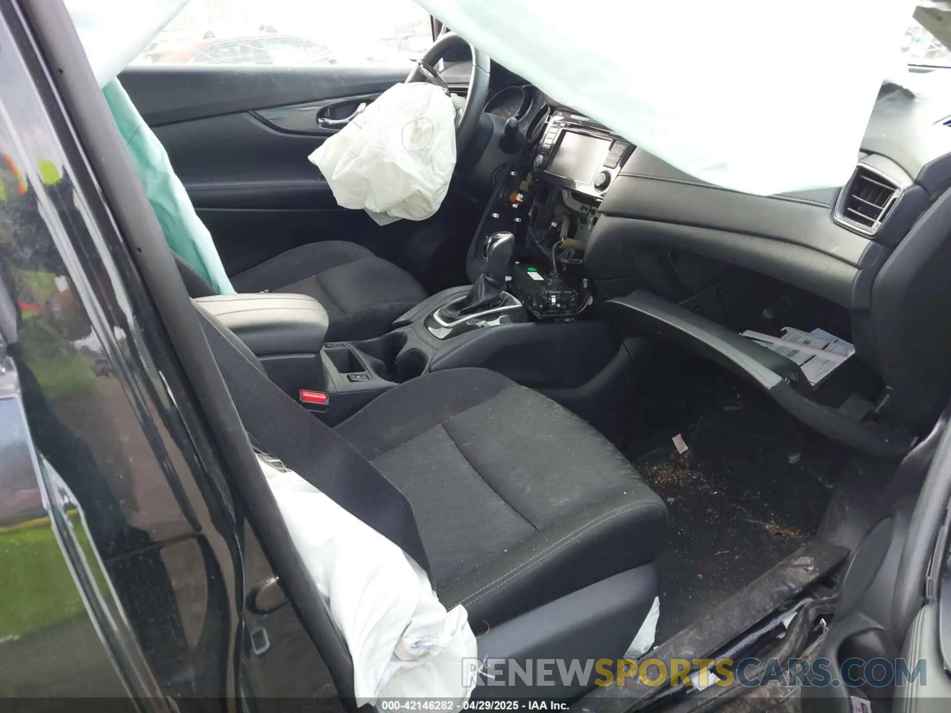 5 Photograph of a damaged car KNMAT2MT3KP512549 NISSAN ROGUE 2019