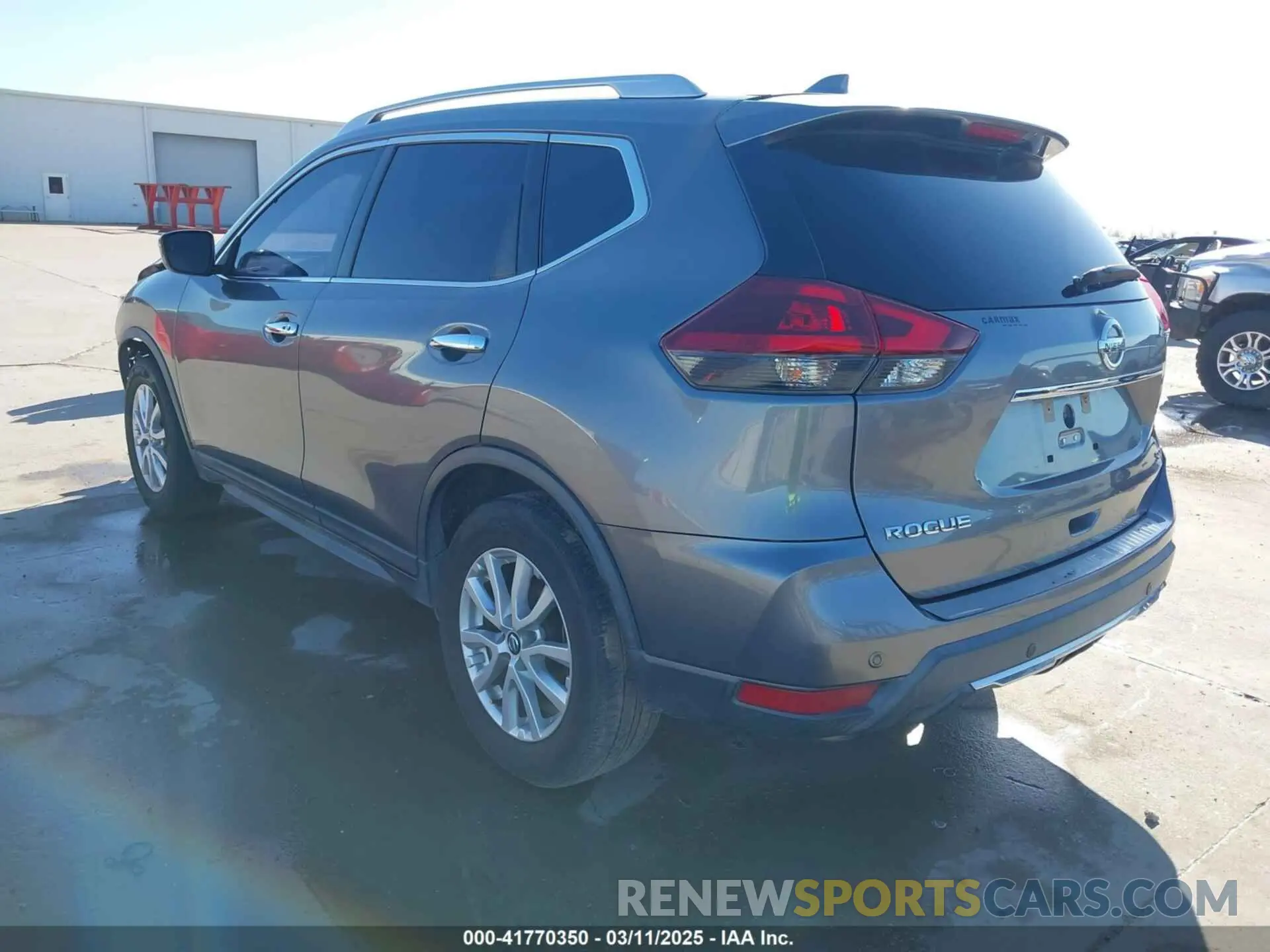 3 Фотография поврежденного автомобиля KNMAT2MT3KP525060 NISSAN ROGUE 2019