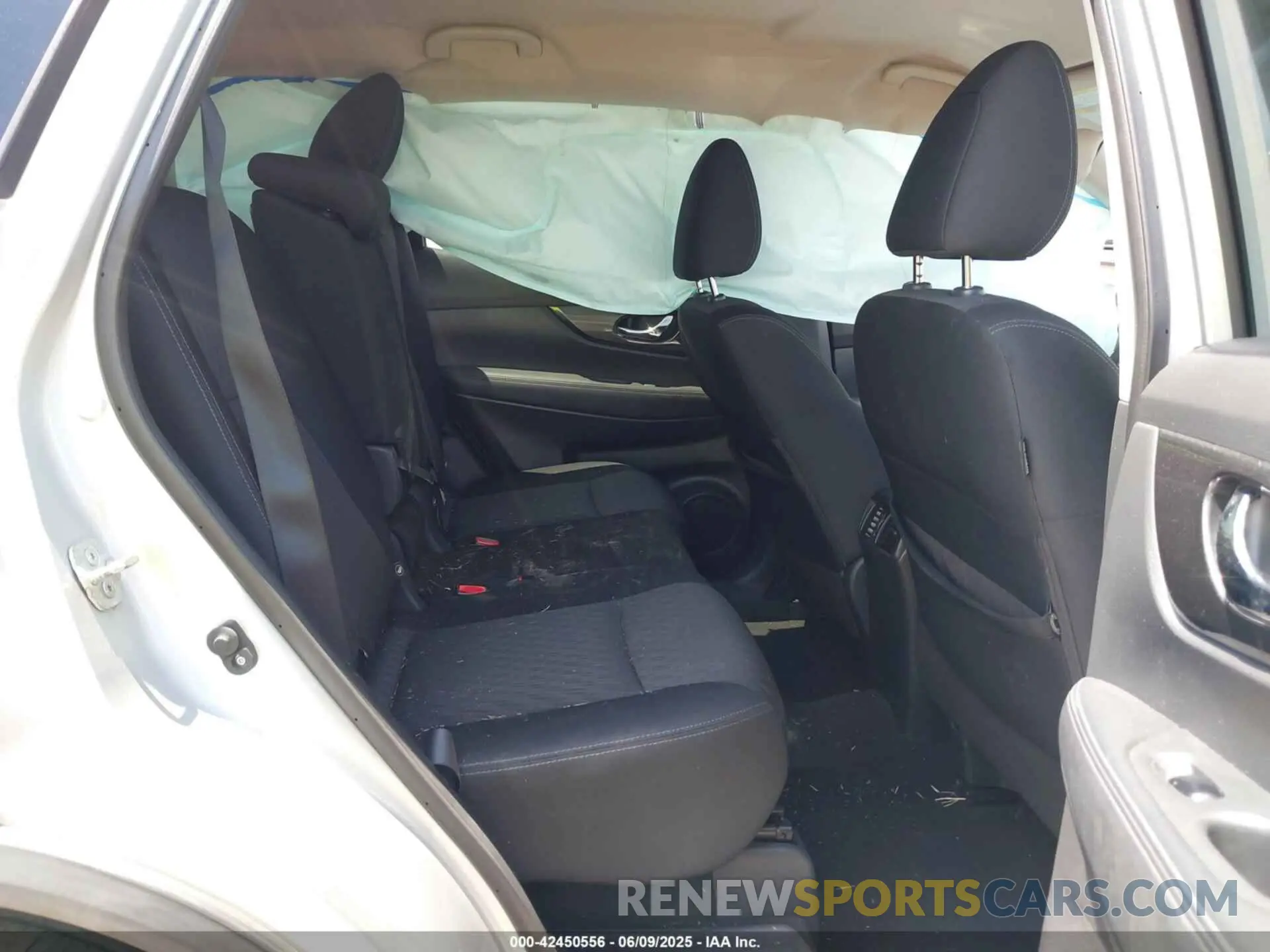 8 Photograph of a damaged car KNMAT2MT4KP501589 NISSAN ROGUE 2019