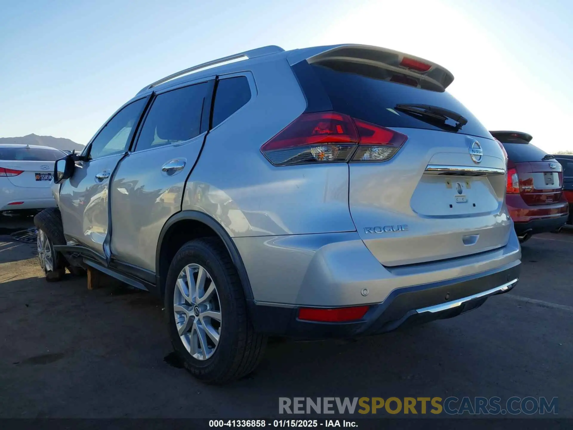 3 Фотография поврежденного автомобиля KNMAT2MT4KP507537 NISSAN ROGUE 2019