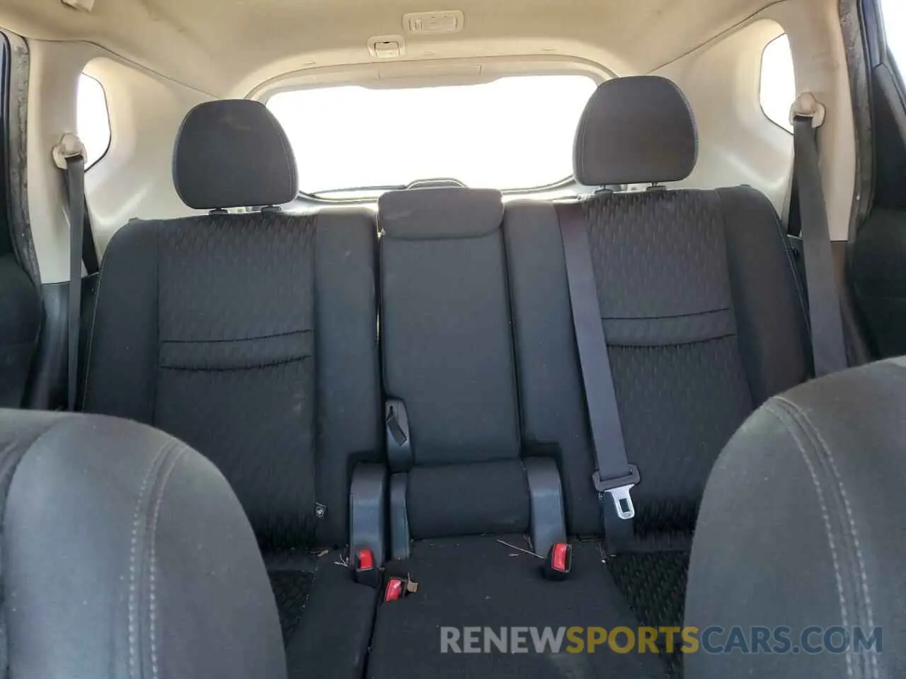 10 Photograph of a damaged car KNMAT2MT4KP556480 NISSAN ROGUE 2019
