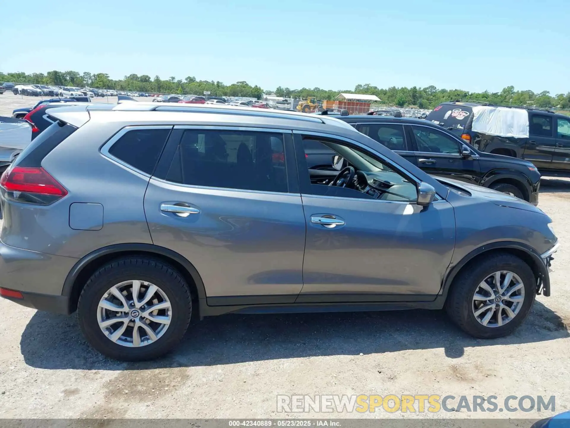 13 Фотография поврежденного автомобиля KNMAT2MT4KP556656 NISSAN ROGUE 2019