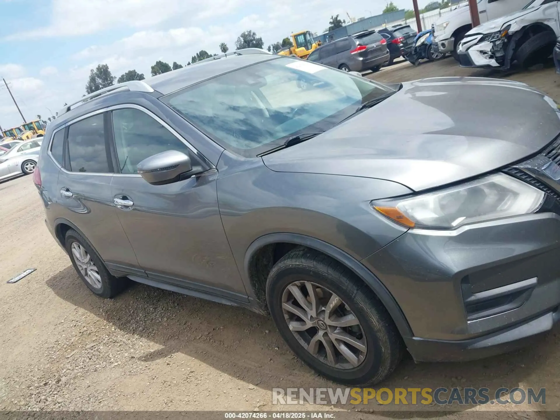 13 Фотография поврежденного автомобиля KNMAT2MT5KP506350 NISSAN ROGUE 2019