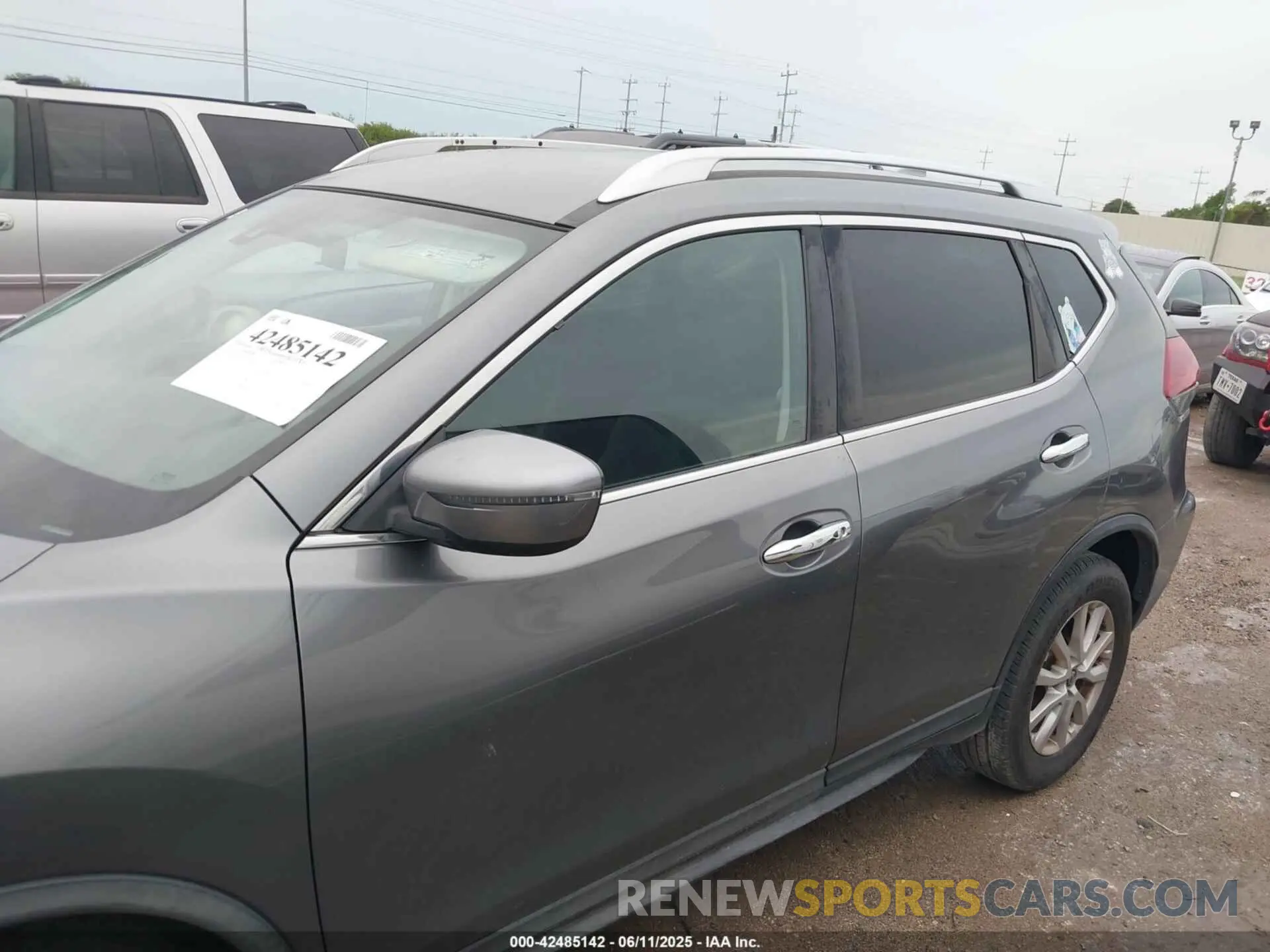 14 Photograph of a damaged car KNMAT2MT5KP526338 NISSAN ROGUE 2019
