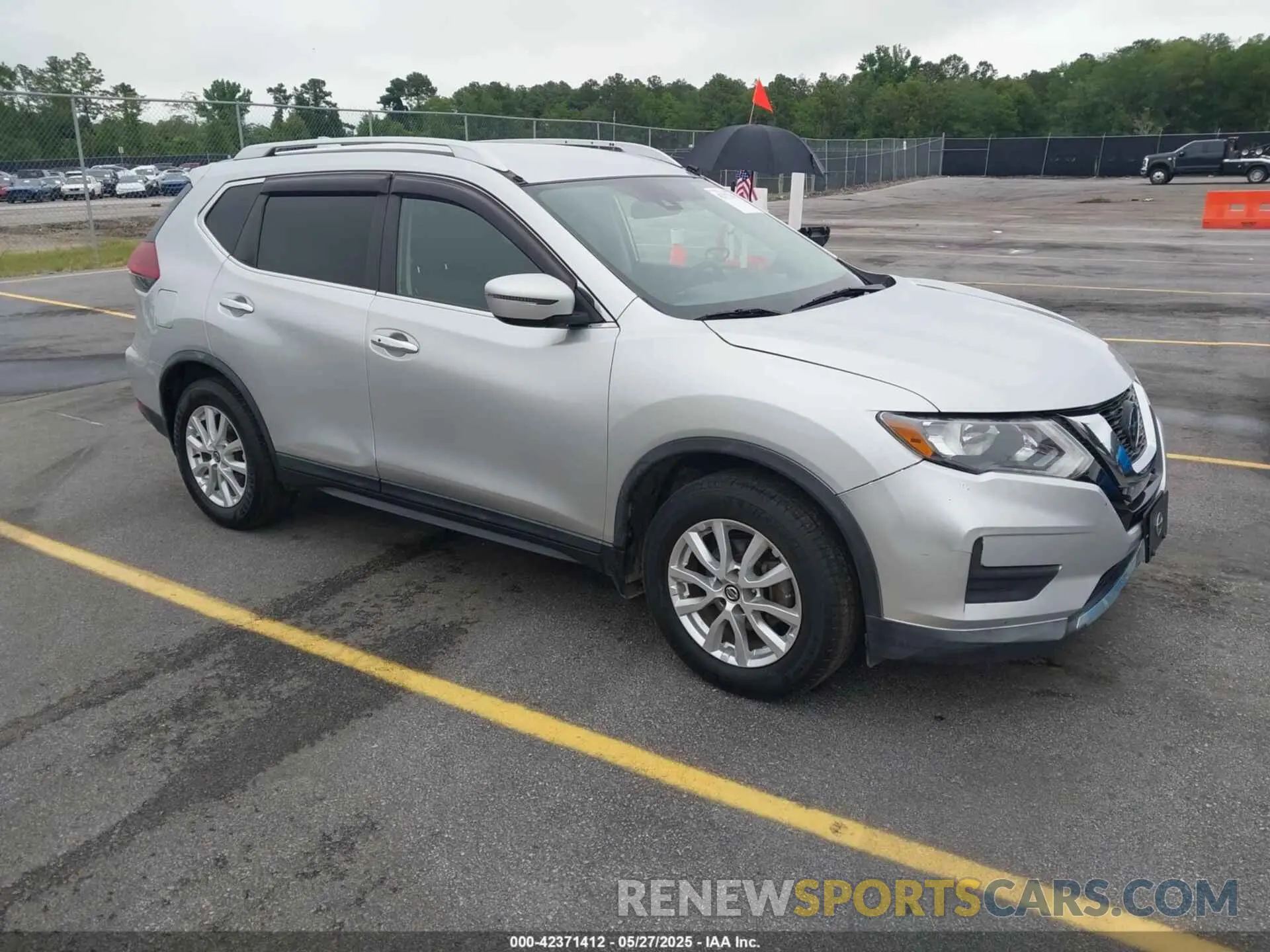1 Photograph of a damaged car KNMAT2MT5KP533340 NISSAN ROGUE 2019