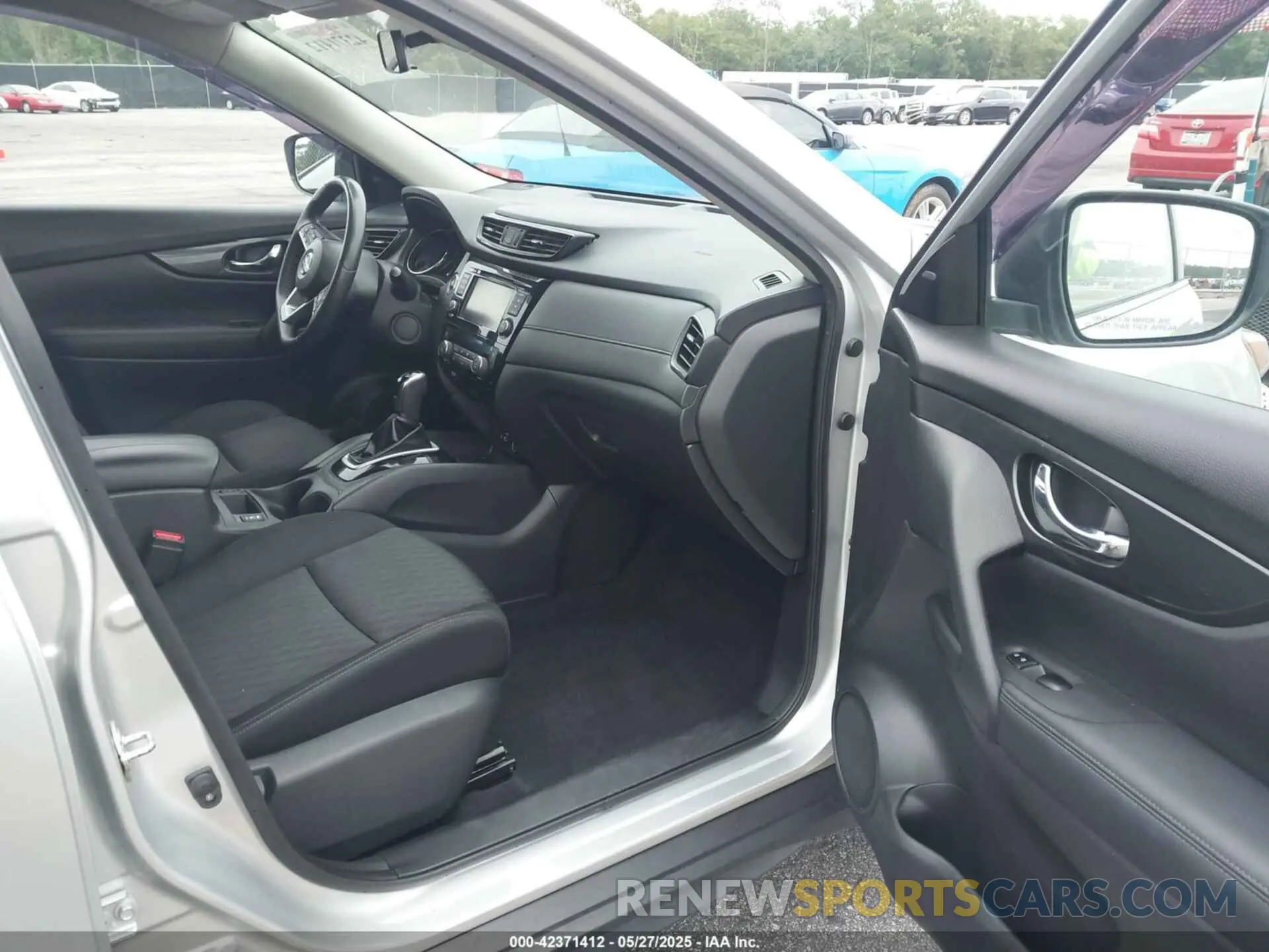 5 Photograph of a damaged car KNMAT2MT5KP533340 NISSAN ROGUE 2019