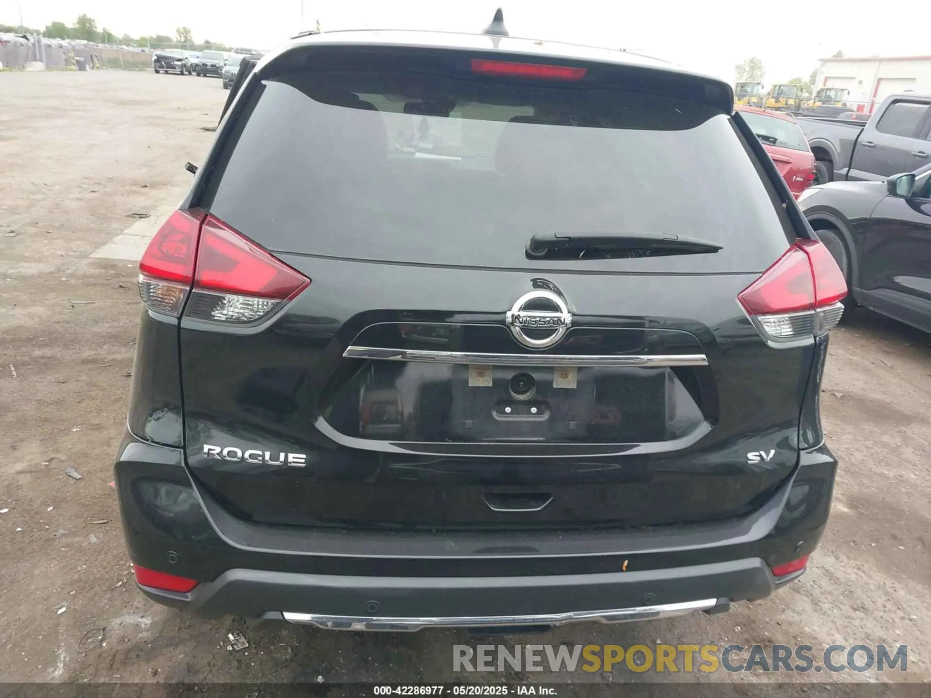 17 Photograph of a damaged car KNMAT2MT7KP500047 NISSAN ROGUE 2019
