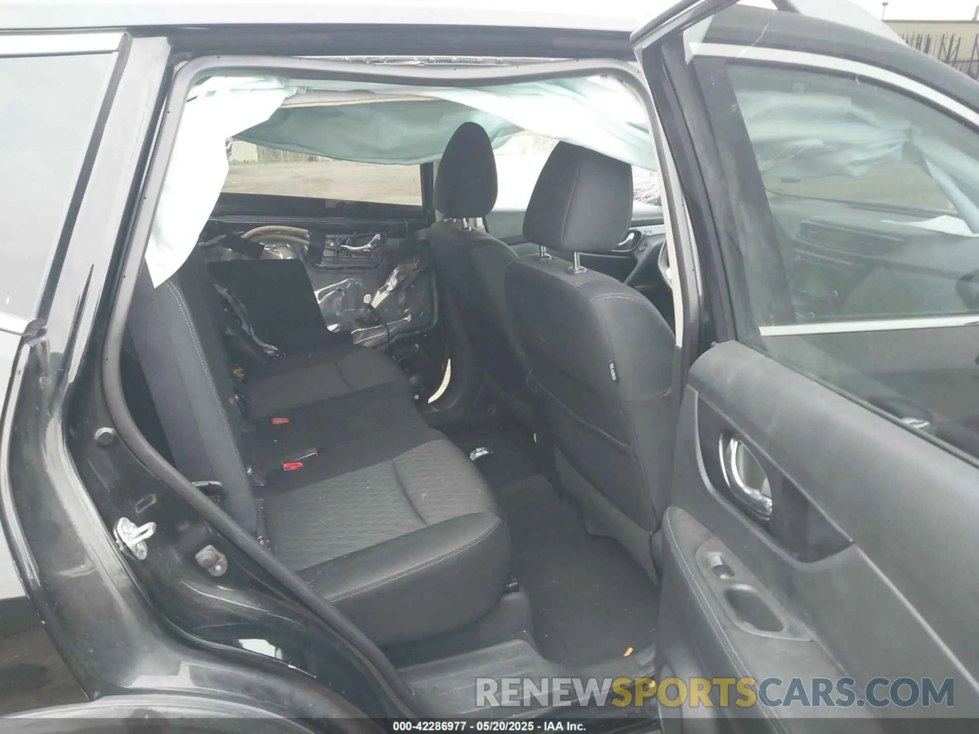 8 Photograph of a damaged car KNMAT2MT7KP500047 NISSAN ROGUE 2019