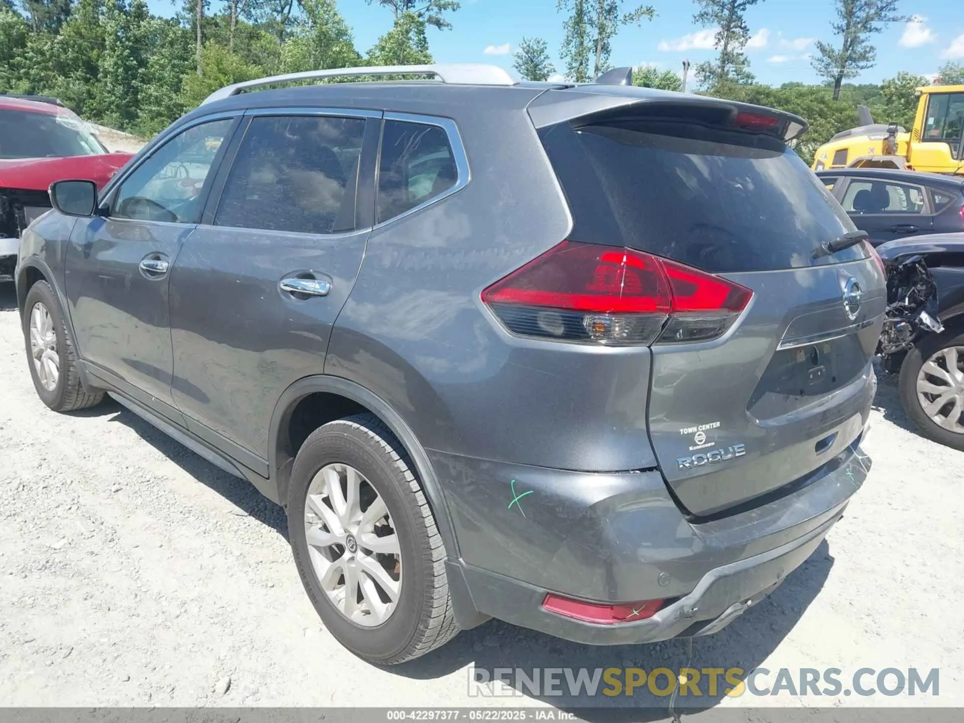 3 Photograph of a damaged car KNMAT2MT7KP554478 NISSAN ROGUE 2019