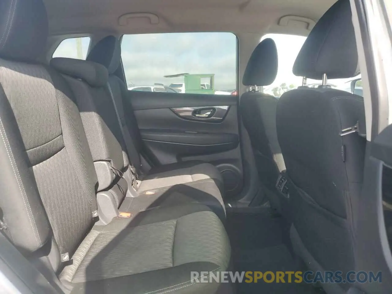 11 Photograph of a damaged car KNMAT2MT8KP532022 NISSAN ROGUE 2019