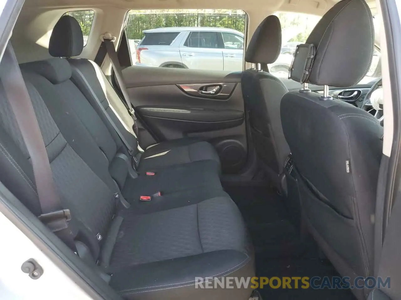 11 Photograph of a damaged car KNMAT2MT8KP538354 NISSAN ROGUE 2019