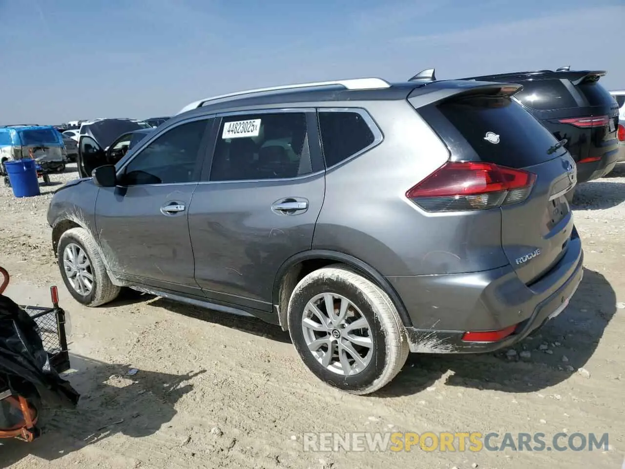 2 Фотография поврежденного автомобиля KNMAT2MT9KP525354 NISSAN ROGUE 2019