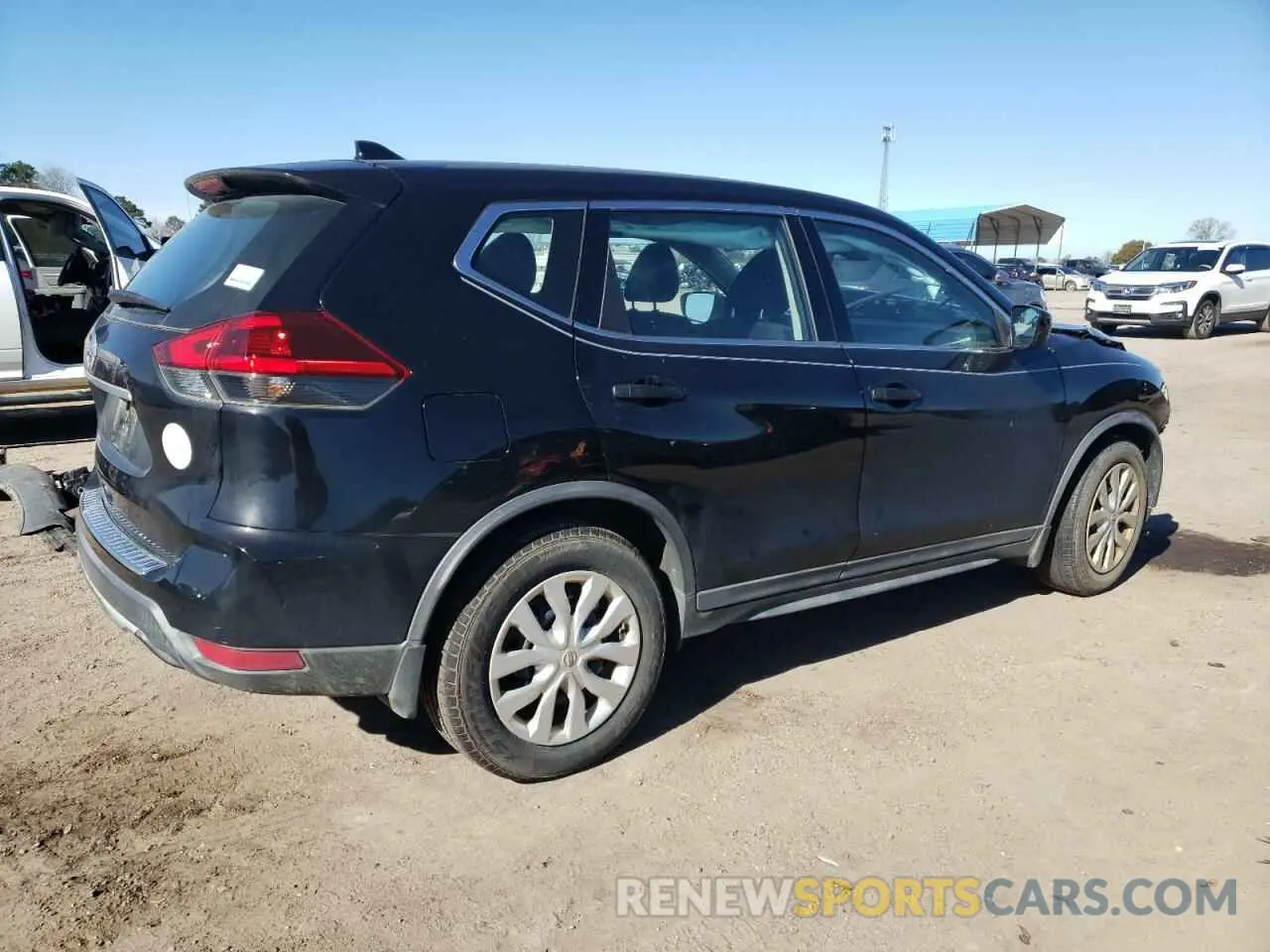 3 Фотография поврежденного автомобиля KNMAT2MTXKP555186 NISSAN ROGUE 2019