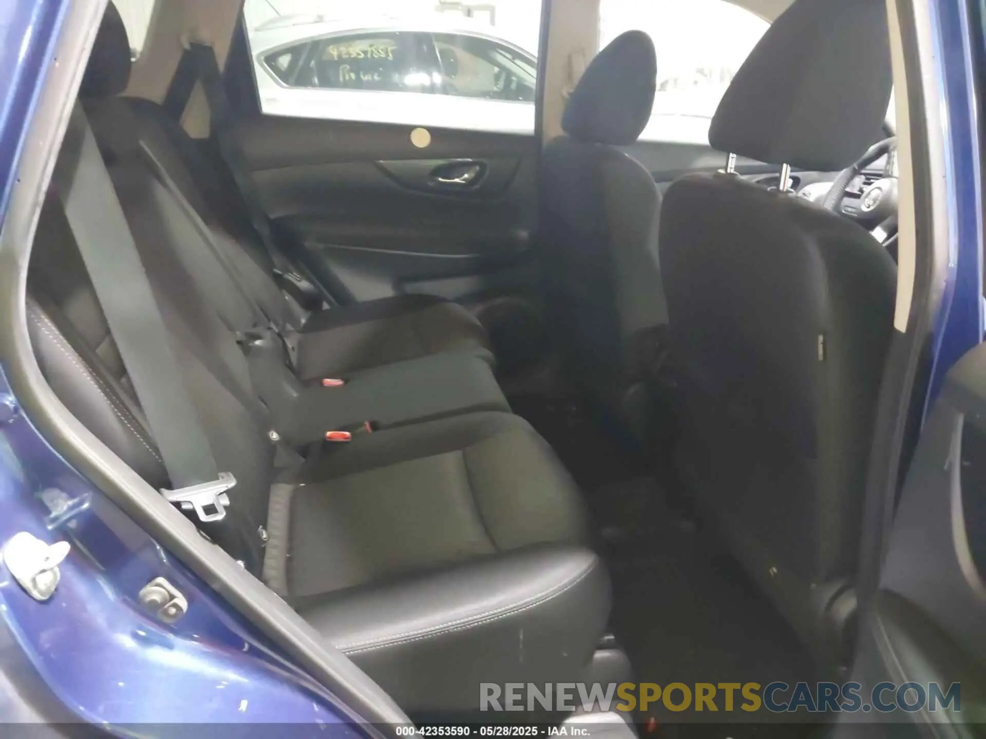 8 Photograph of a damaged car KNMAT2MV1KP513698 NISSAN ROGUE 2019