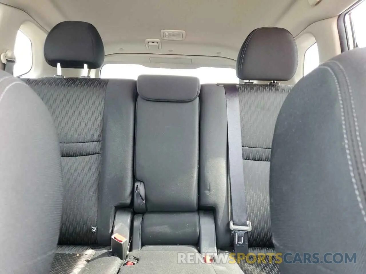 10 Photograph of a damaged car KNMAT2MV1KP515404 NISSAN ROGUE 2019