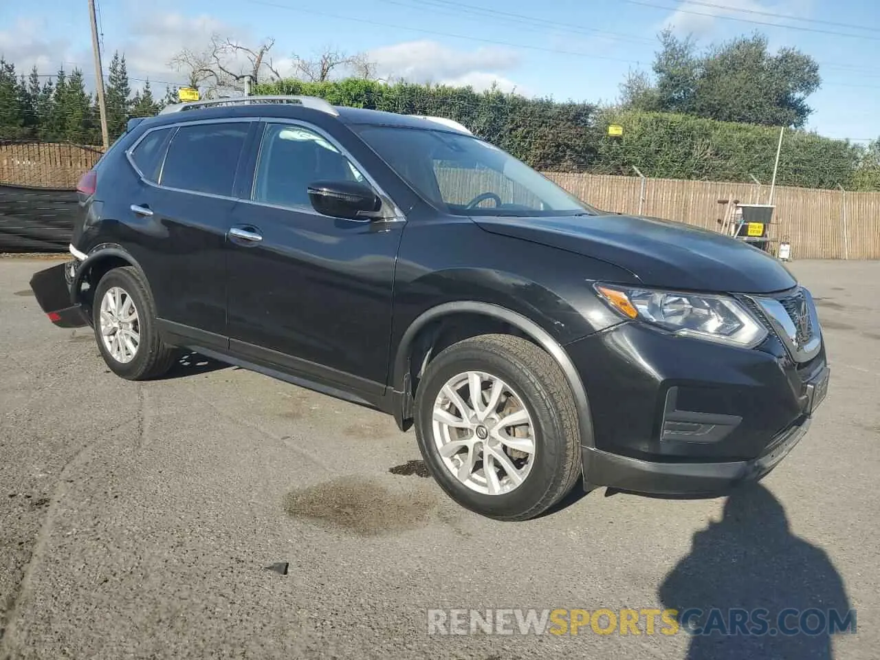 4 Photograph of a damaged car KNMAT2MV1KP541646 NISSAN ROGUE 2019