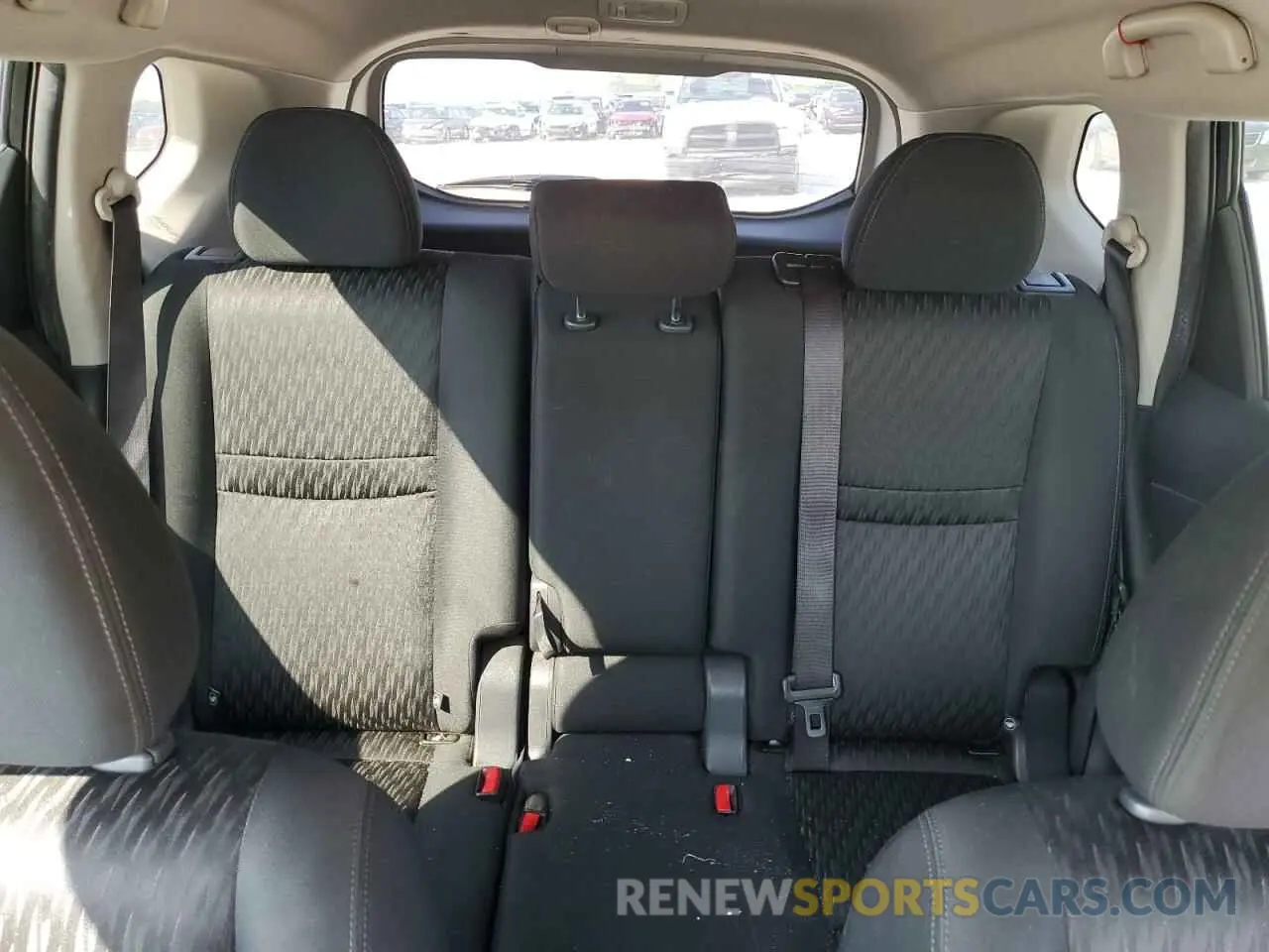 10 Photograph of a damaged car KNMAT2MV2KP516366 NISSAN ROGUE 2019
