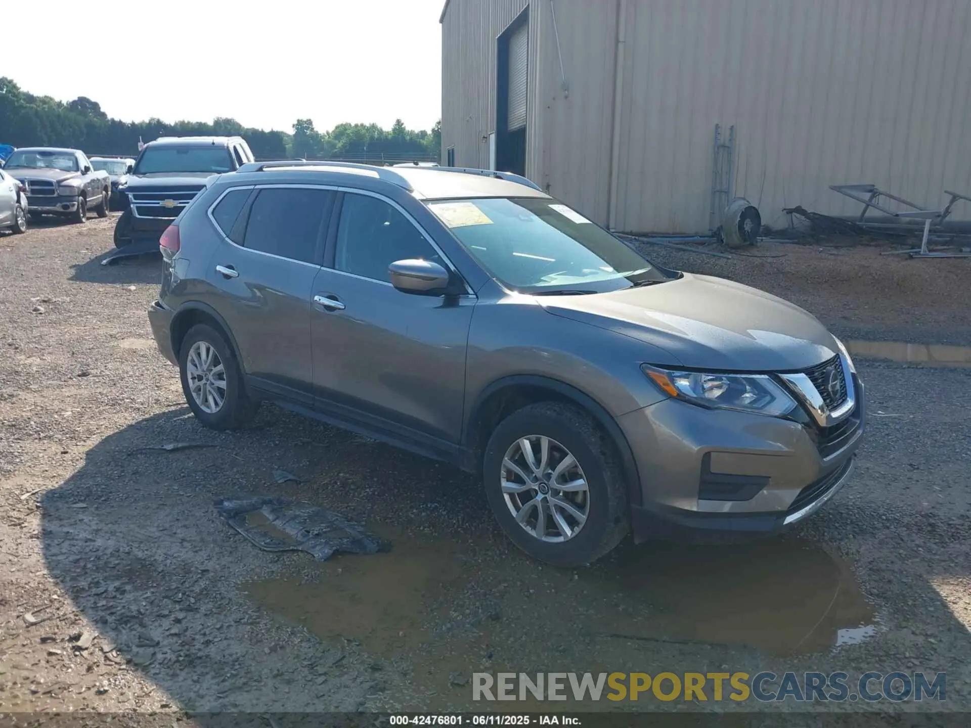 1 Photograph of a damaged car KNMAT2MV2KP526184 NISSAN ROGUE 2019